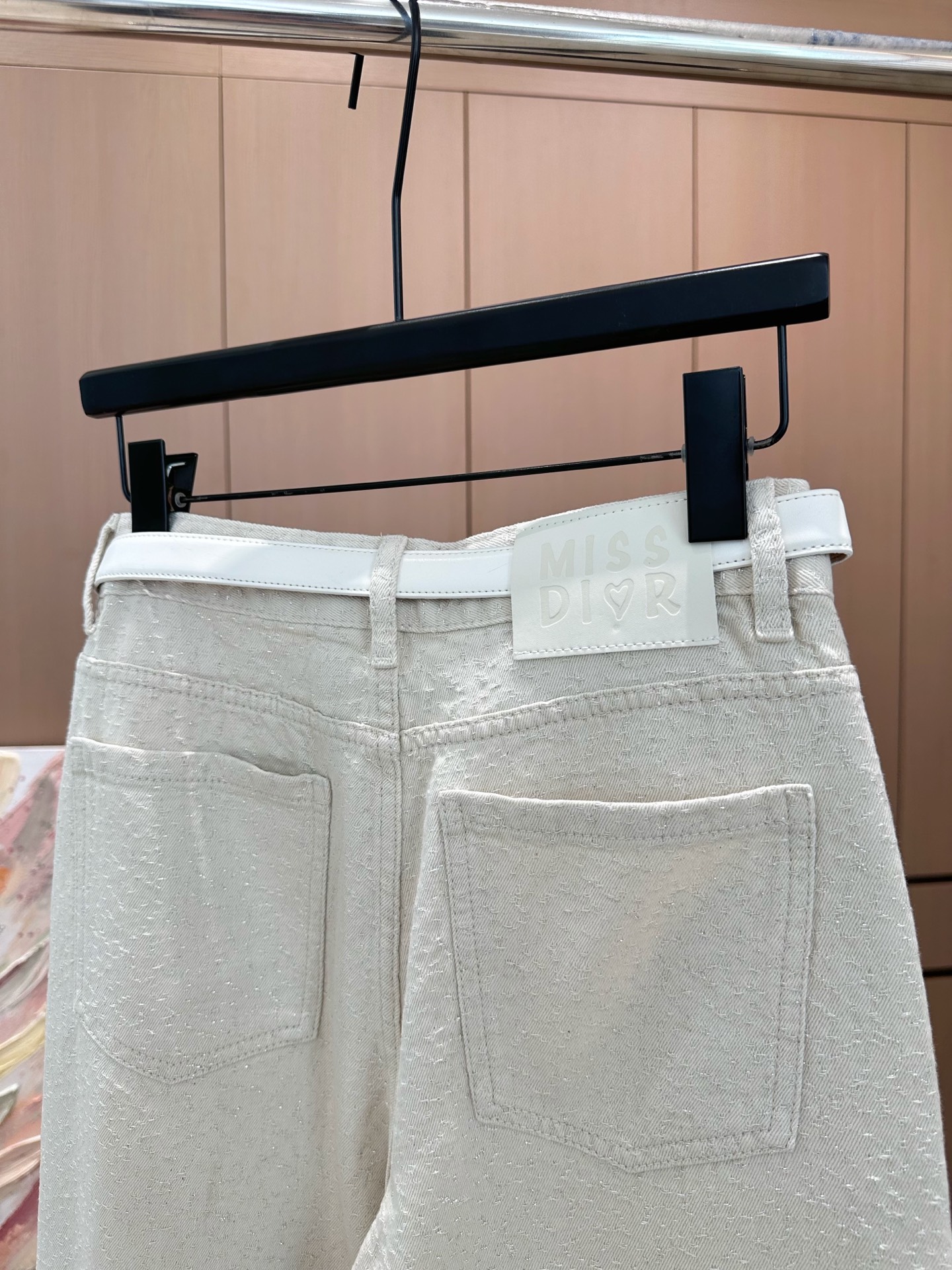 🛒𝐍𝐄𝐖 · 𝟐𝟎𝟐5/爆款现货

原单品质 Dio*｜2025订制颗粒提花牛仔裤
定制YB斜纹棉牛仔材