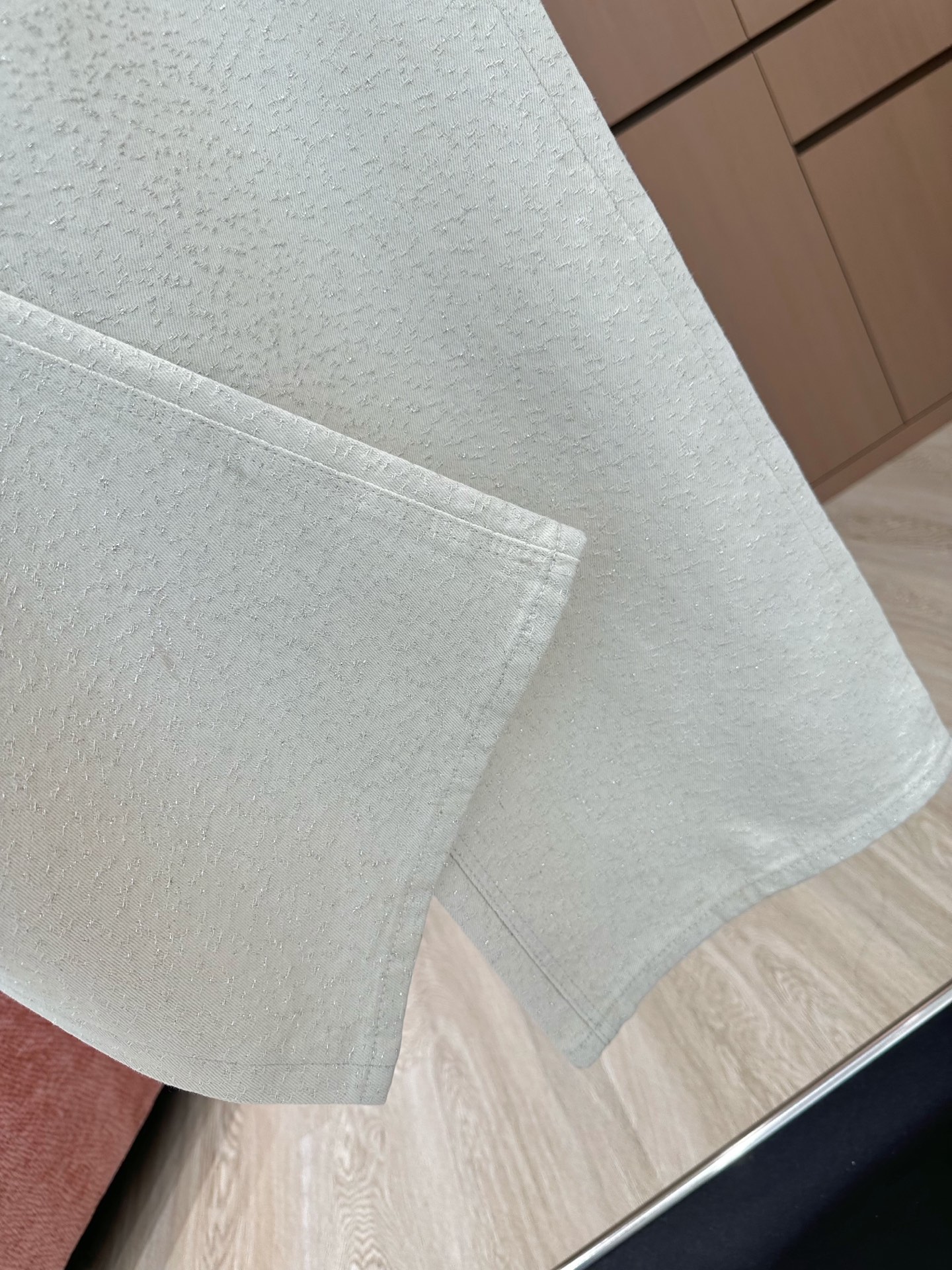 🛒𝐍𝐄𝐖 · 𝟐𝟎𝟐5/爆款现货

原单品质 Dio*｜2025订制颗粒提花牛仔裤
定制YB斜纹棉牛仔材