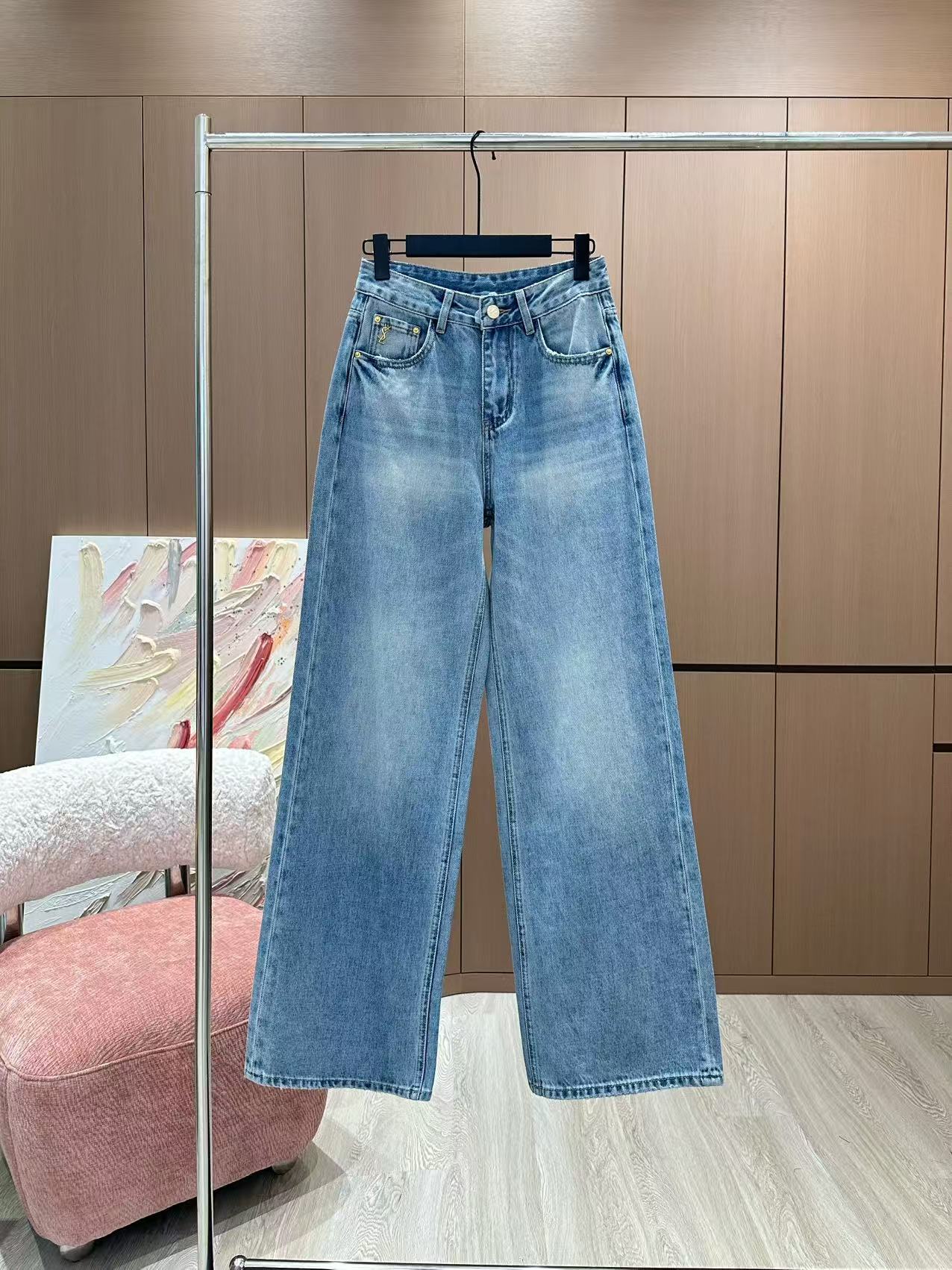 🛒𝐍𝐄𝐖 · 𝟐𝟎𝟐5/爆款现货

原单品质  YSL*｜重工珠片口袋牛仔裤
采用高端定制面料，牛仔穿起