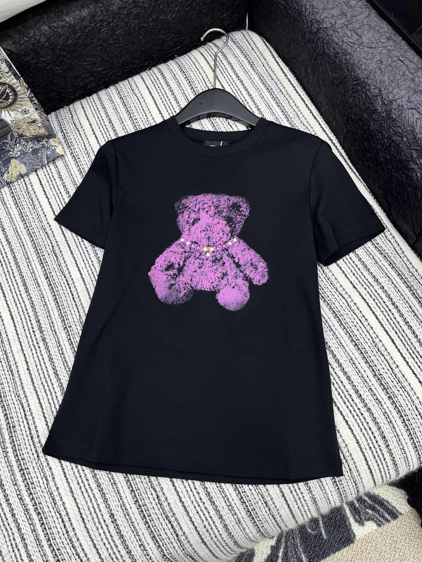🛒𝐍𝐄𝐖 · 𝟐𝟎𝟐5/爆款现货

原单品质  Well do*｜2025新品圆领𝑇𝑒𝑒
定制YB原生全