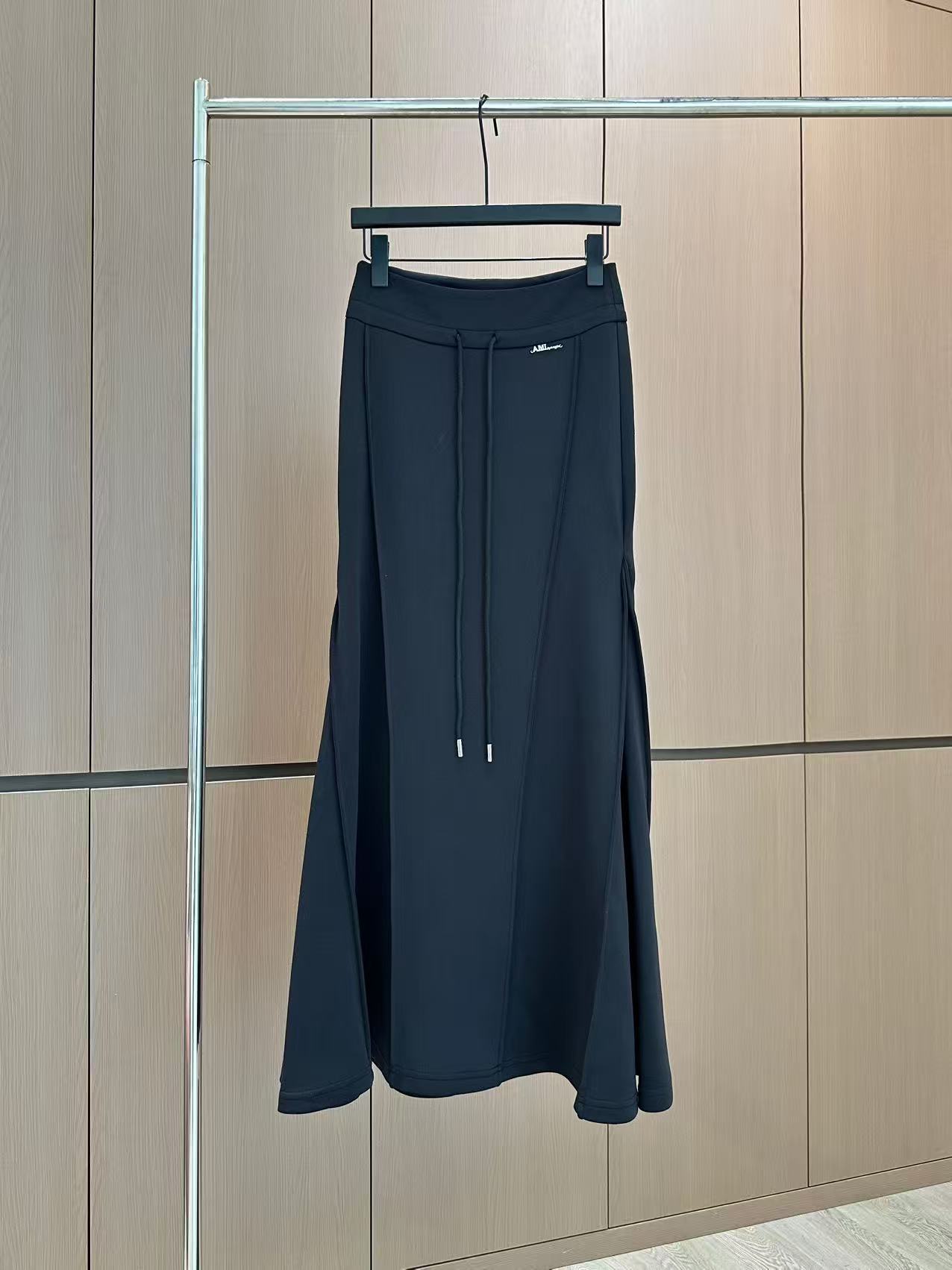 High-Quality Women’s Clothes: Elegant, Stylish, and Fashionable Spring-Summer Collection