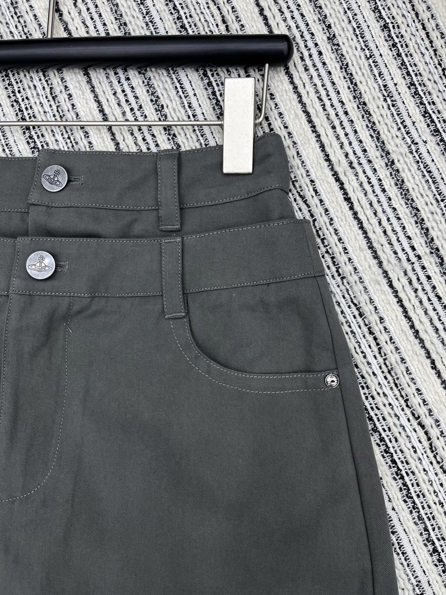 High-Quality Women’s Clothes: Customized Fabric, Comfortable, Stylish, Curry Green, Sizes S-M-L - 图片 5