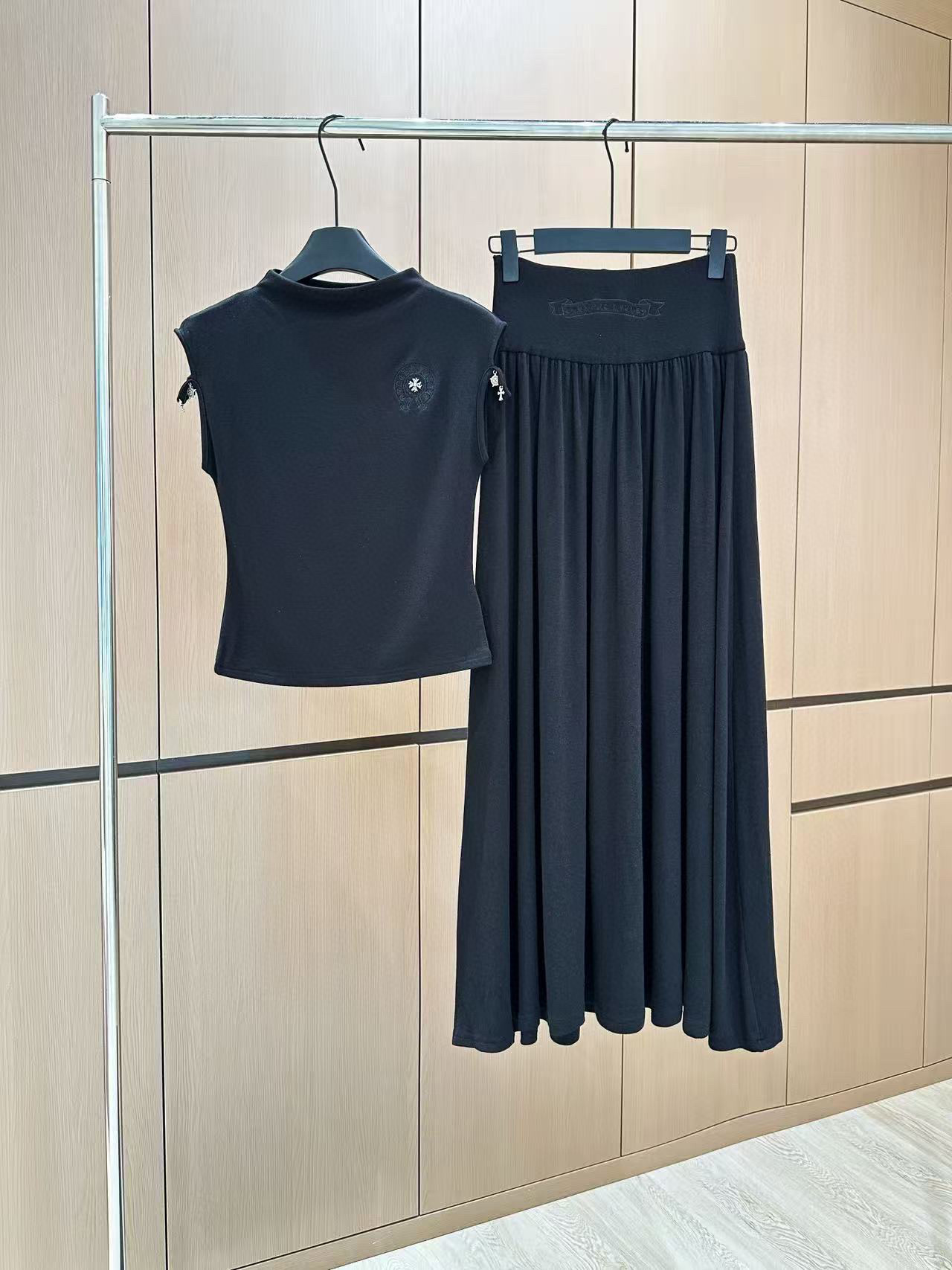 2025 High Quality Women’s Clothes: Elegant, Leisure, Fashionable. Black, S M L Sizes. - 图片 8