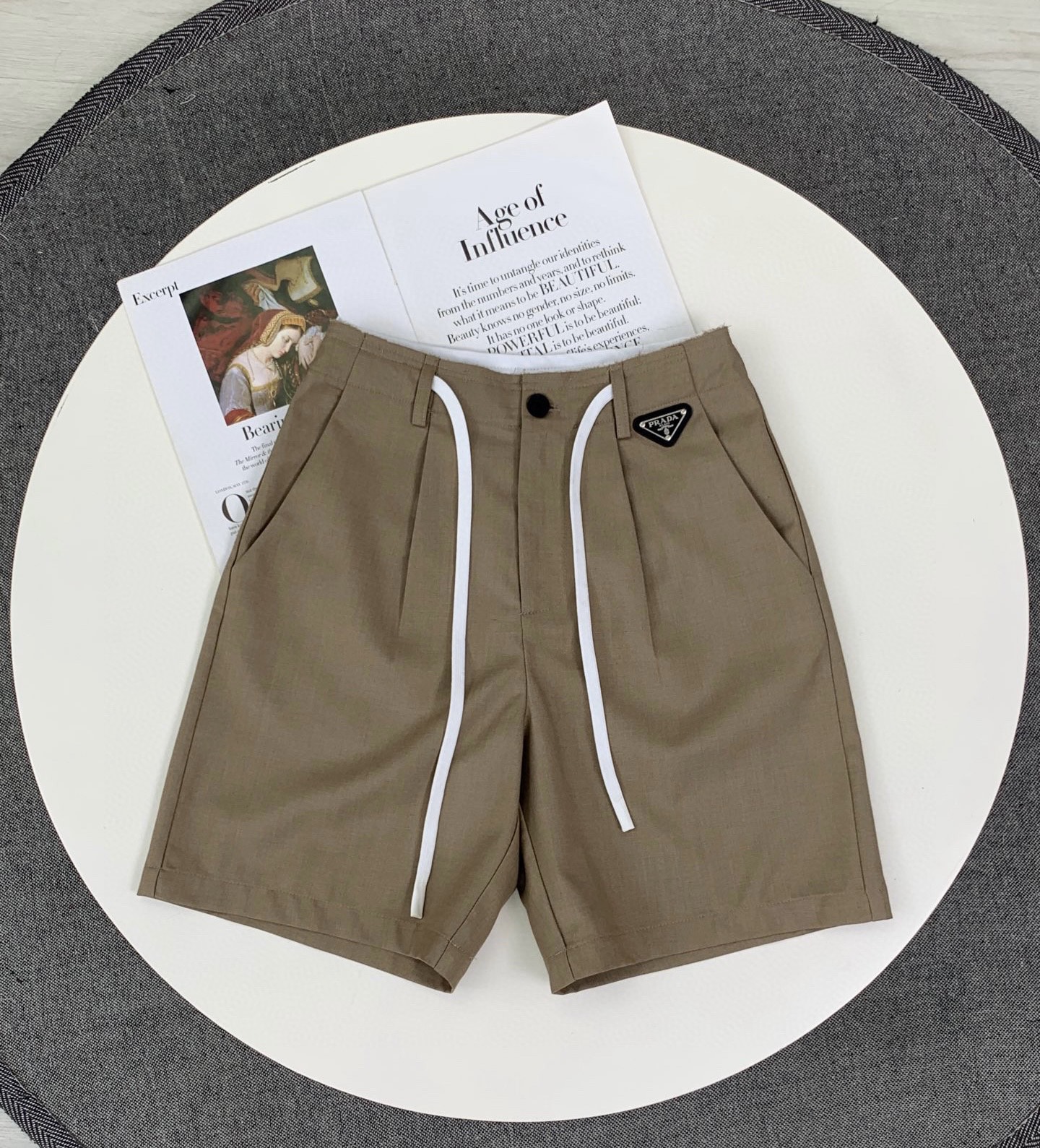 Prada Bermuda Shorts Classic Drawstring High Waist Elegant Versatile 4 i1746935627999 1509 0 3