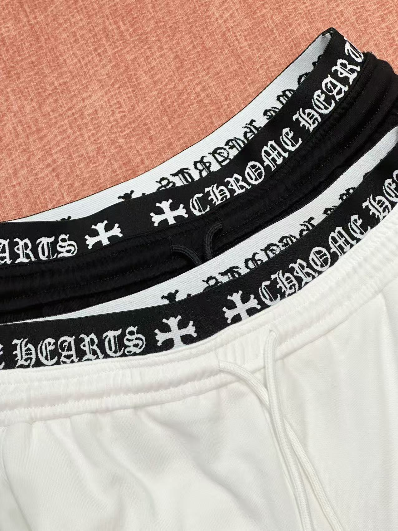 🛒𝐍𝐄𝐖 · 𝟐𝟎𝟐5/爆款现货

原单高品质  设计师*｜25新款双腰头印花抽绳短裤
颜色百搭高级  