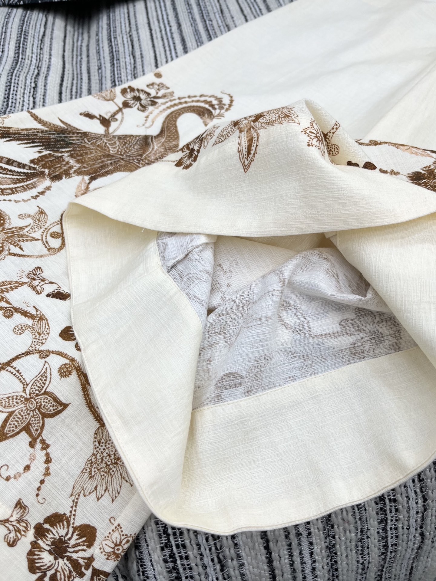 🛒𝐍𝐄𝐖 · 𝟐𝟎𝟐5/爆款现货

【原版定制】Zim*｜25印花棉麻阔腿裤
高订面料 定染色系低调奢华