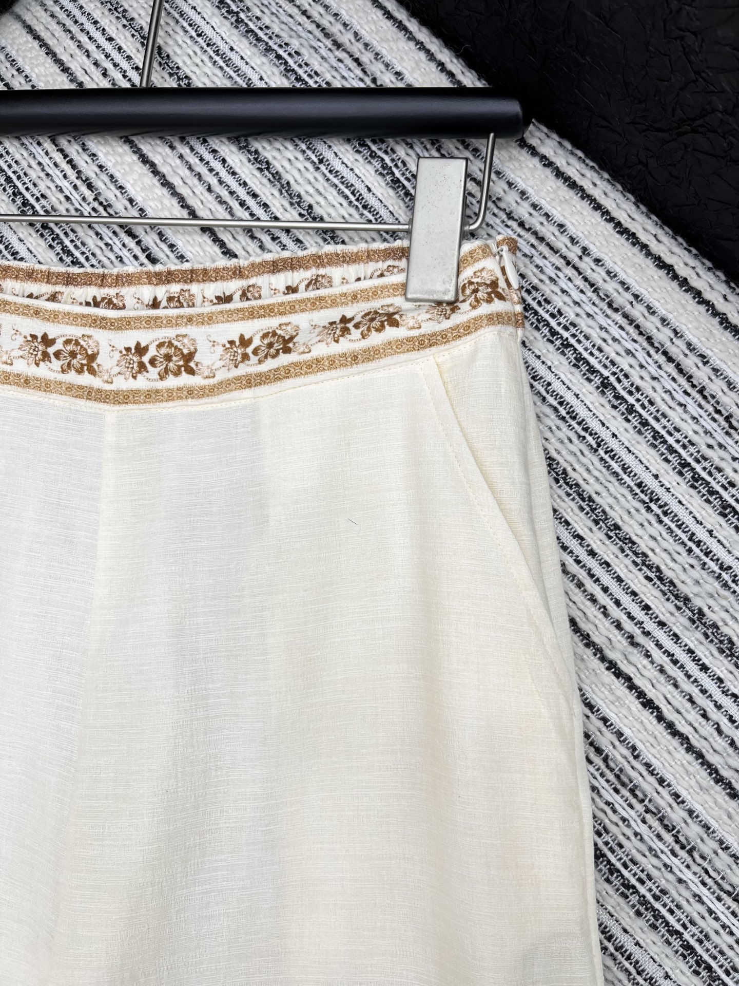 🛒𝐍𝐄𝐖 · 𝟐𝟎𝟐5/爆款现货

【原版定制】Zim*｜25印花棉麻阔腿裤
高订面料 定染色系低调奢华