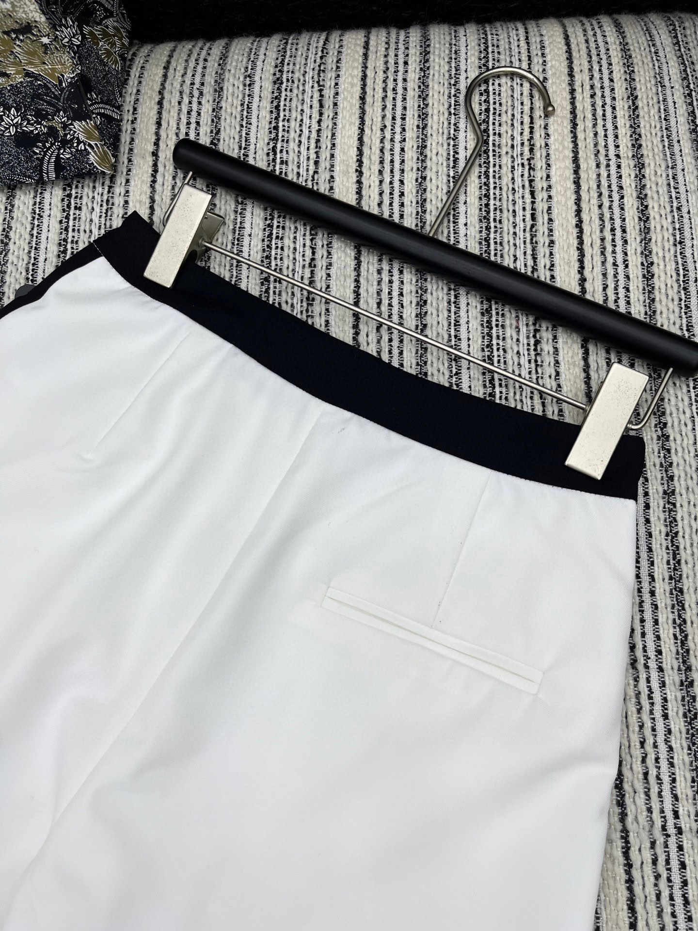 🛒𝐍𝐄𝐖 · 𝟐𝟎𝟐5/爆款

原单品质  Dio*｜ 2025新品撞色拼接休闲短裤
定制YB进口材质 