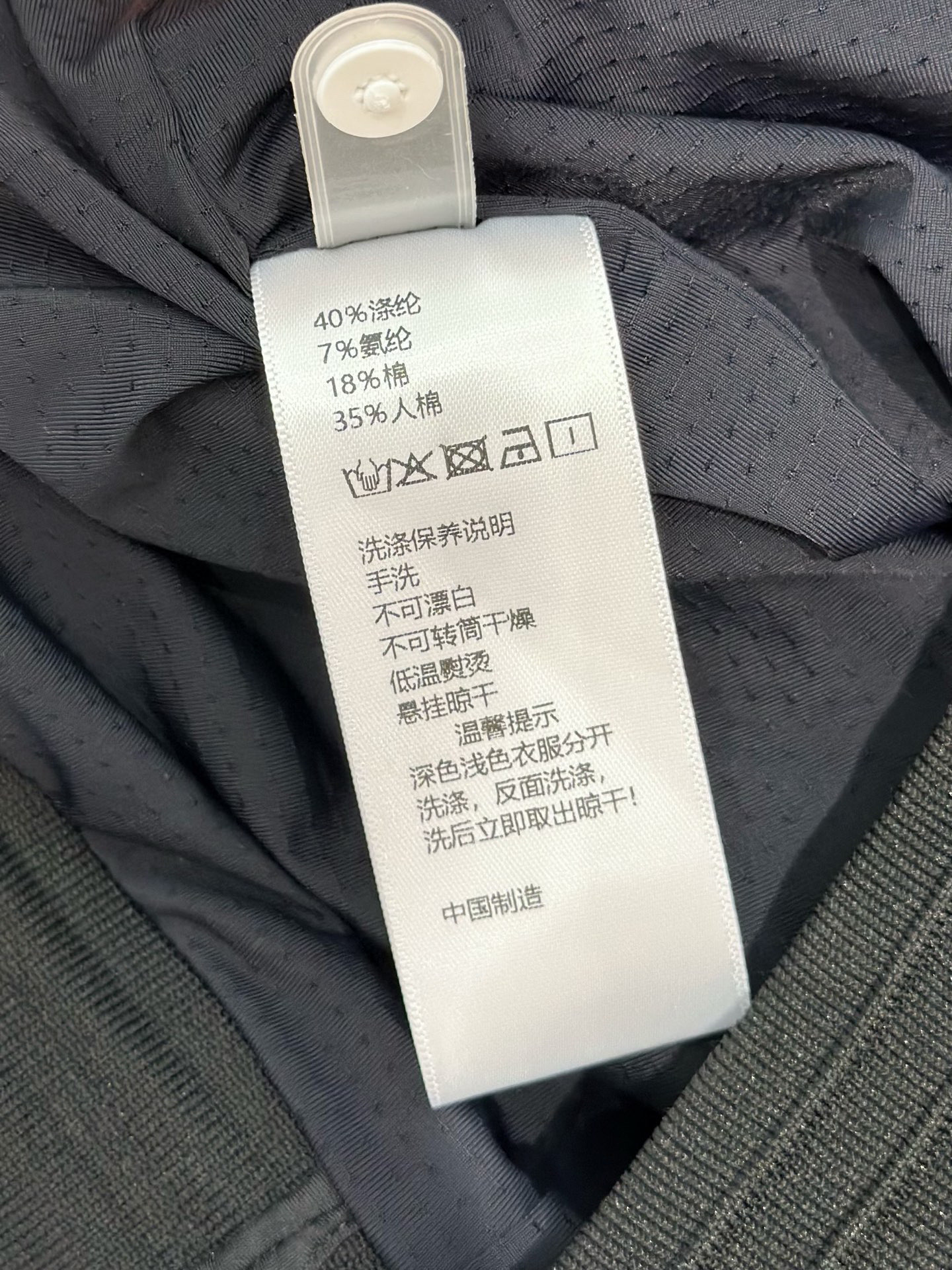 🛒𝐍𝐄𝐖 · 𝟐𝟎𝟐5/爆款现货

原单品质 设计师｜25新款休闲松紧织带裤裙
颜色百搭高级 定制松紧腰