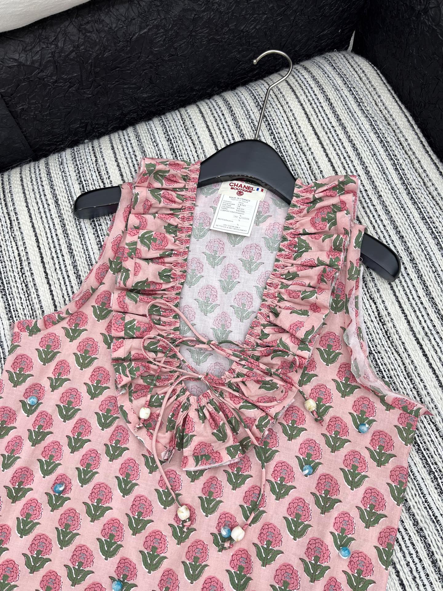 🛒𝐍𝐄𝐖 · 𝟐𝟎𝟐5/爆款现货

原单品质 Chan*｜25中古系列花色荷叶边衬衫
设计高级又时髦！1