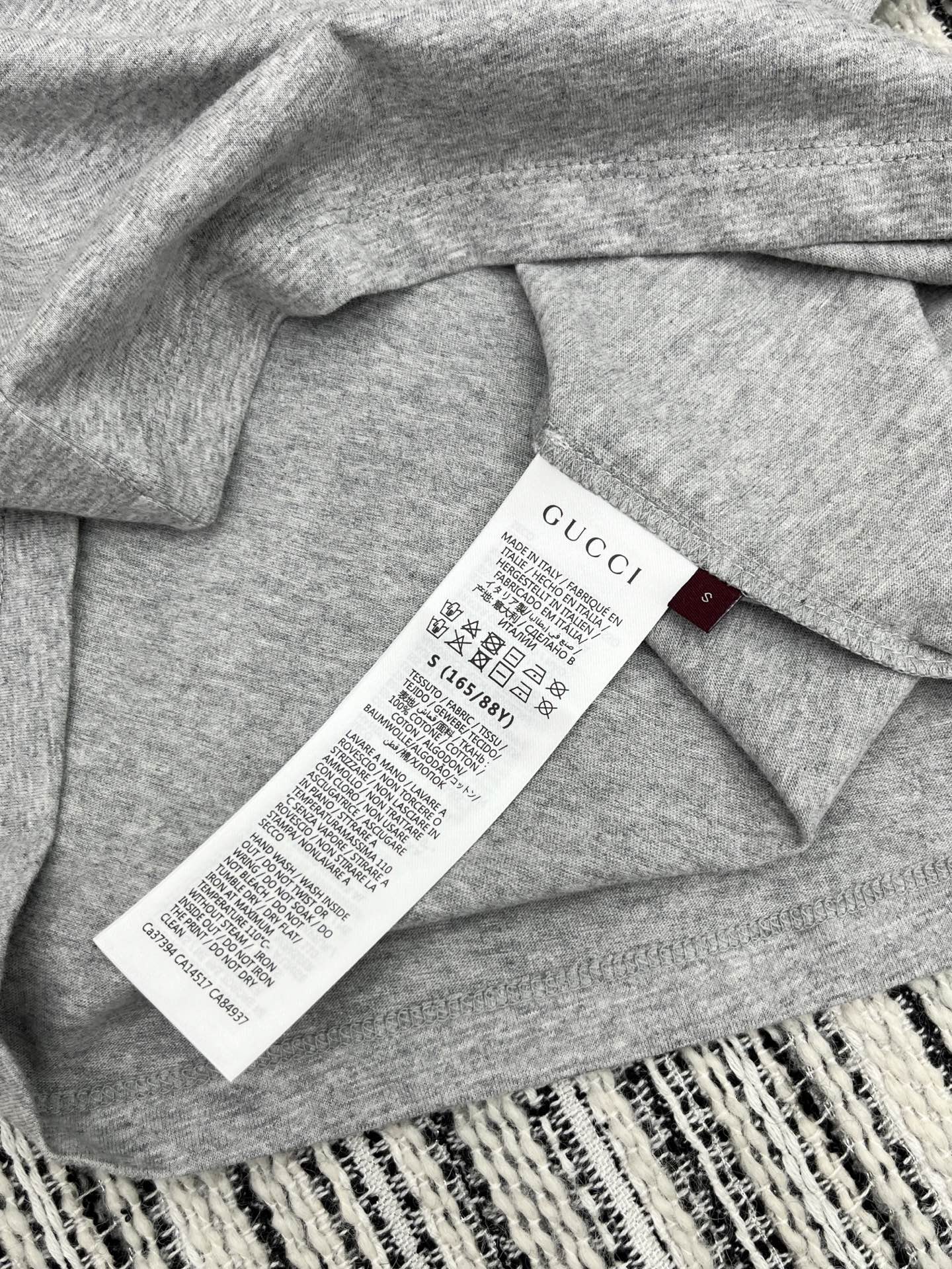 🛒𝐍𝐄𝐖 · 𝟐𝟎𝟐5/爆款现货

原单品质 Gucc*｜25限定系列新品涂鸦印花短袖T恤
精致小版型上