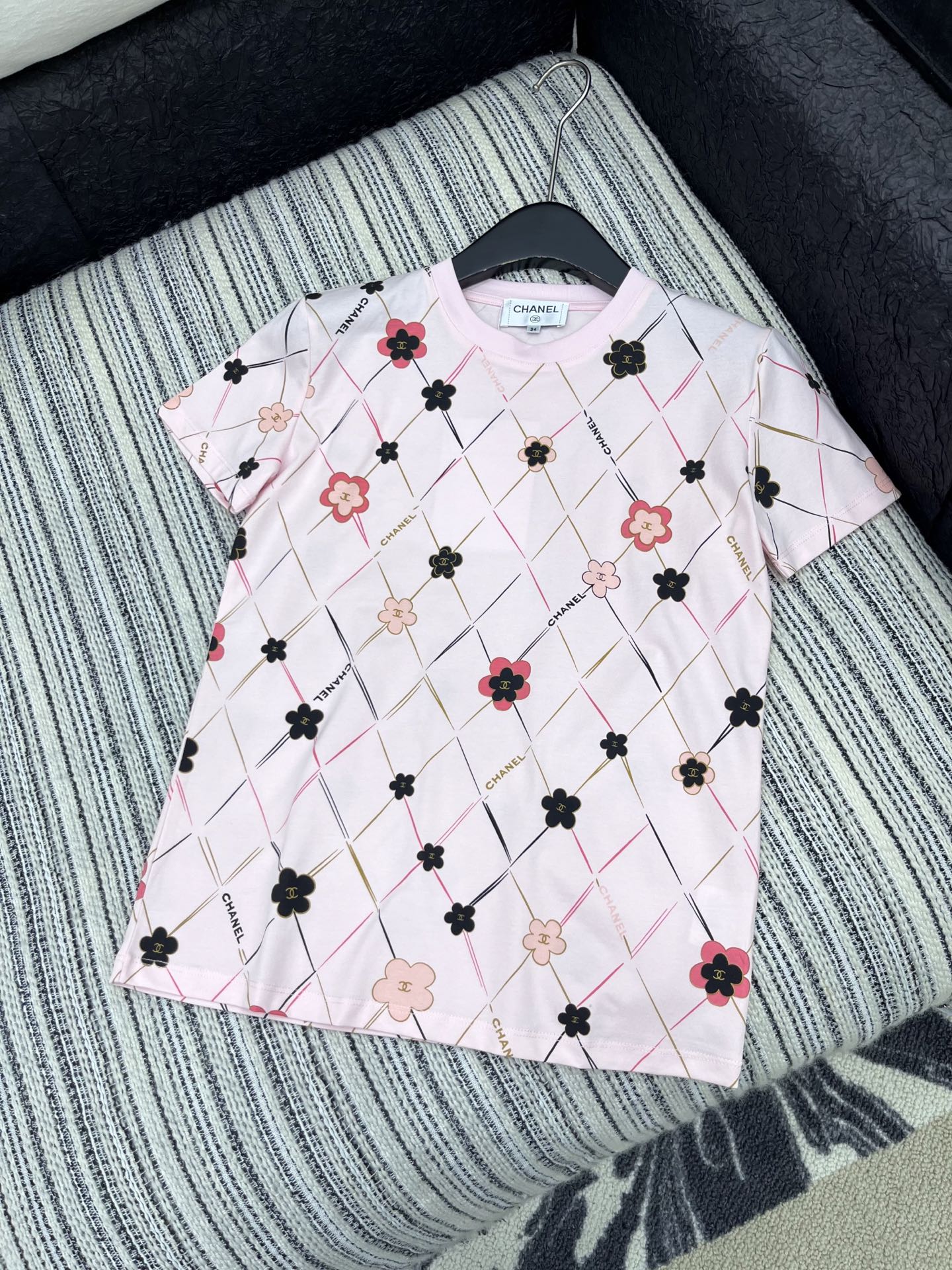 2025 New Chane*25 T-Shirts: Original, Quality, Classic Design, Pink & White - 图片 2