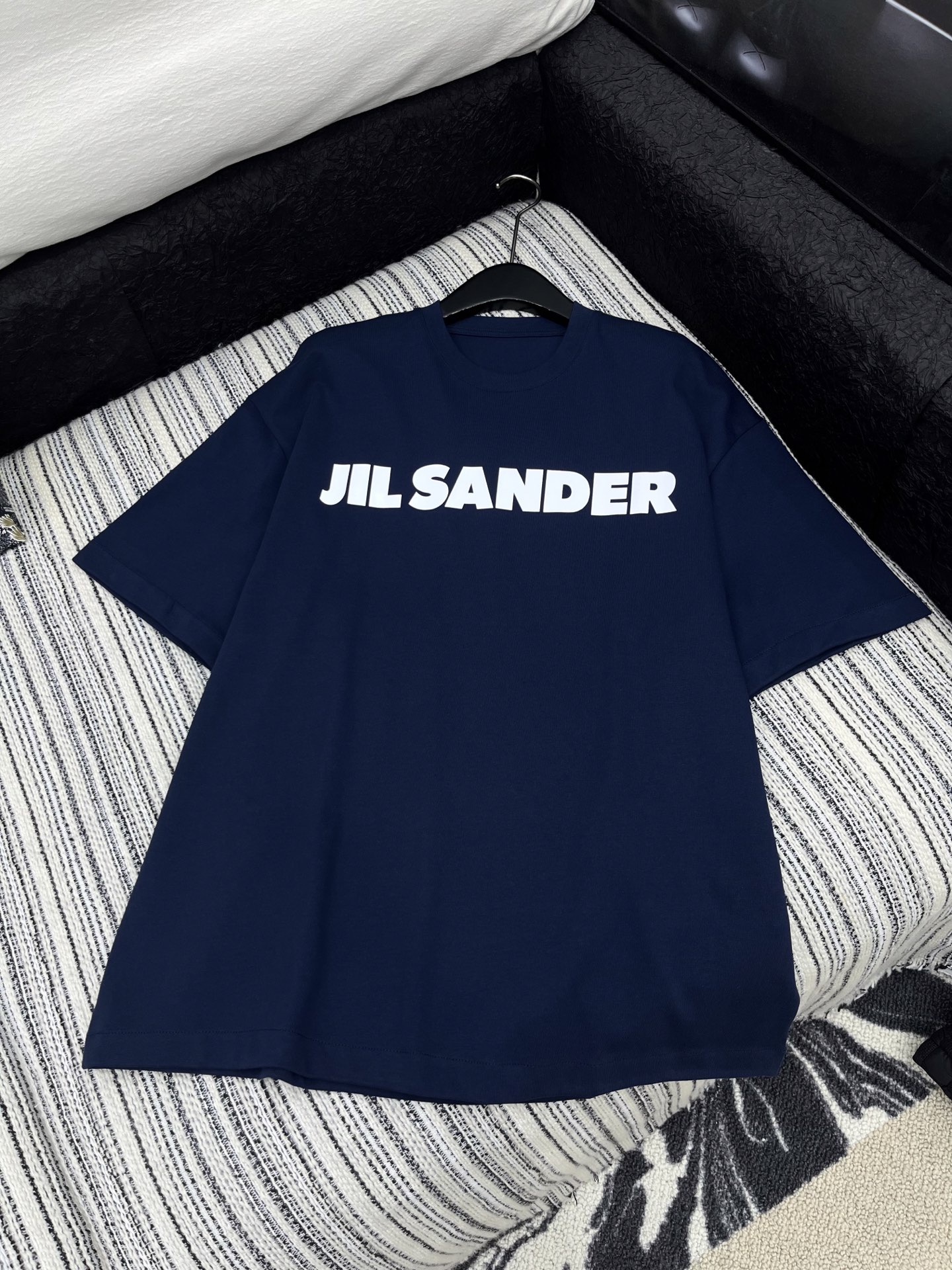 2025 New JIL Sande*25 Short-Sleeve T-shirt in Blue and White - 图片 2