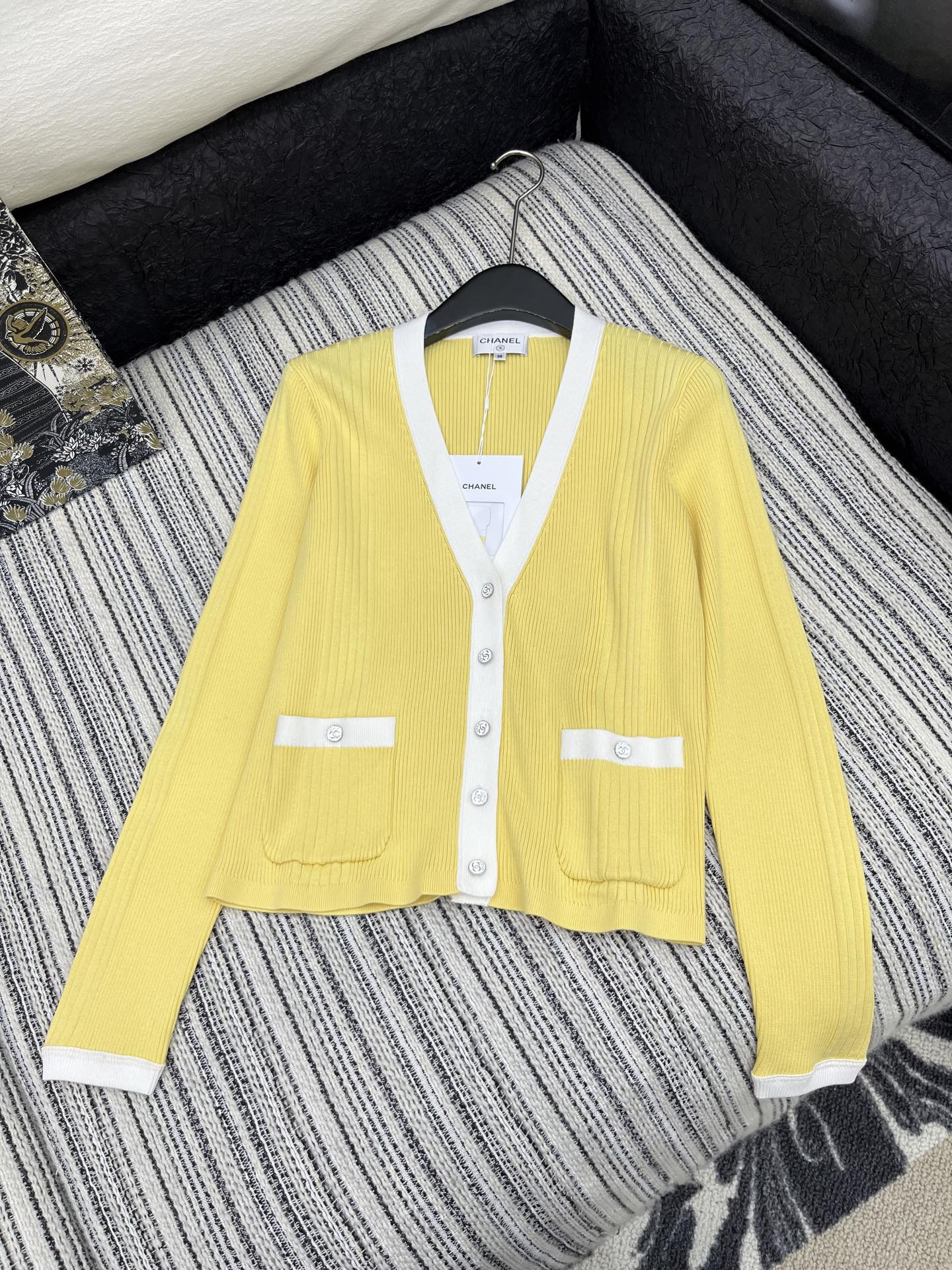 2025 New Explosion Cash: Single High-Quality Female Suit in Yellow, Pink, Gray - 图片 4