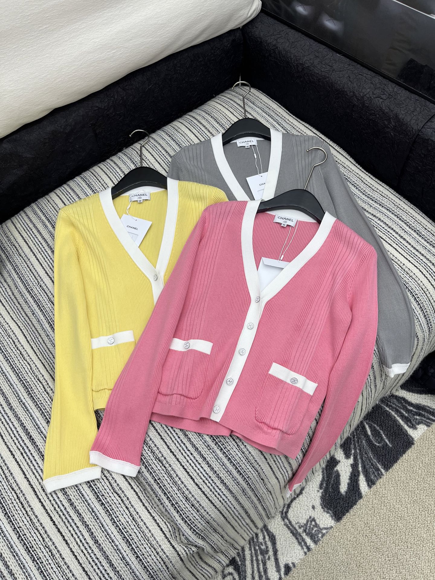 2025 New Explosion Cash: Single High-Quality Female Suit in Yellow, Pink, Gray - 图片 1