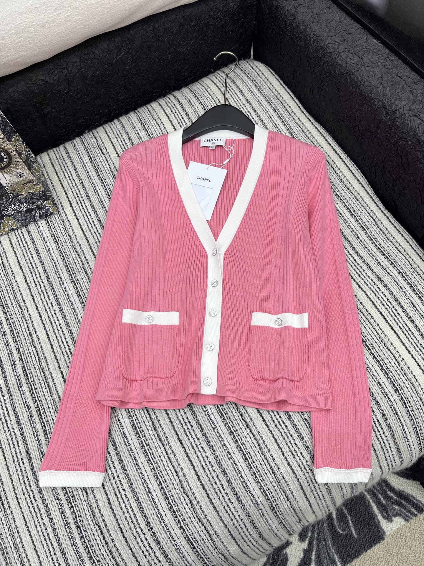 2025 New Explosion Cash: Single High-Quality Female Suit in Yellow, Pink, Gray - 图片 3