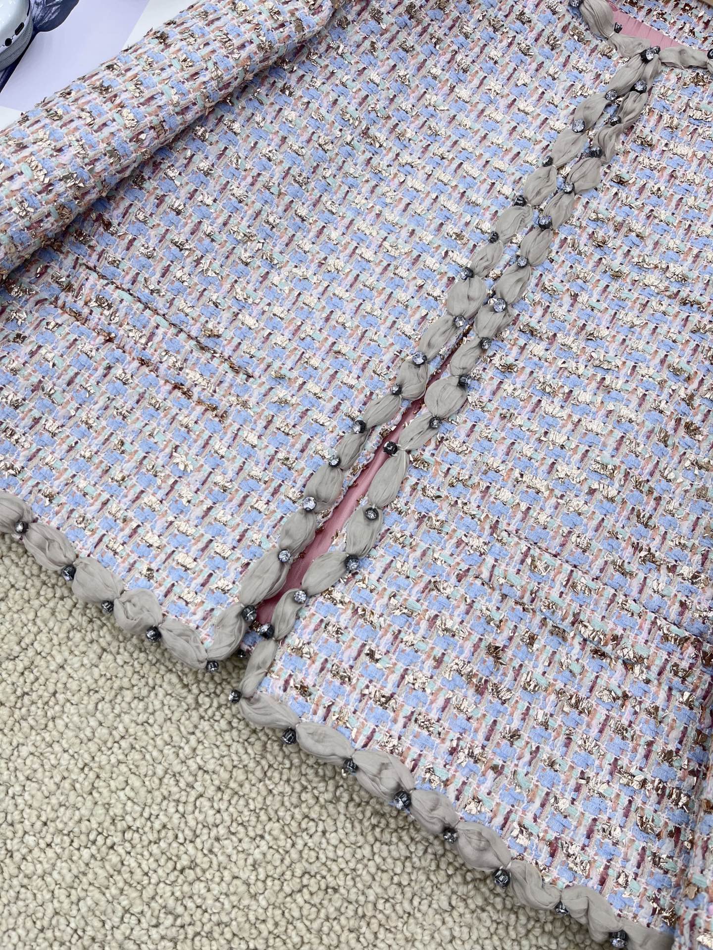 🛒𝐍𝐄𝐖 · 𝟐𝟎𝟐5/爆款现货【原版定制】Valentin*｜2025新品编织粗花呢圆领外套｜半裙定制