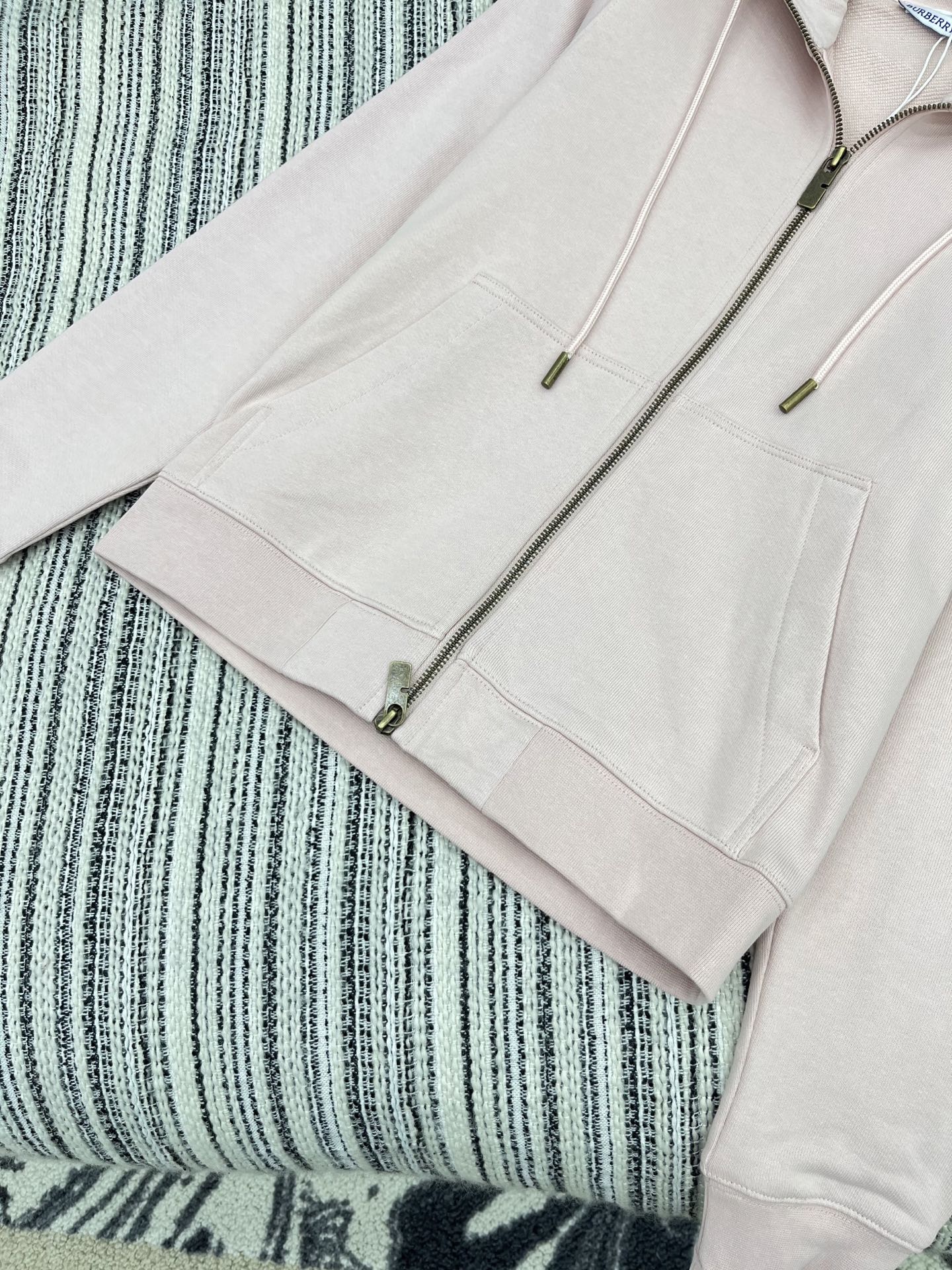 2025 New Winter Suit: High-End Tailoring, Heavy Embroidery, Elegant Design - 图片 5