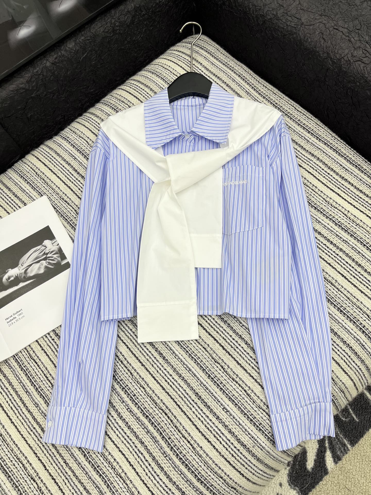 2025 New Embroidered Shawl Shirt for Women in Blue and White, High-Quality Cotton Silk