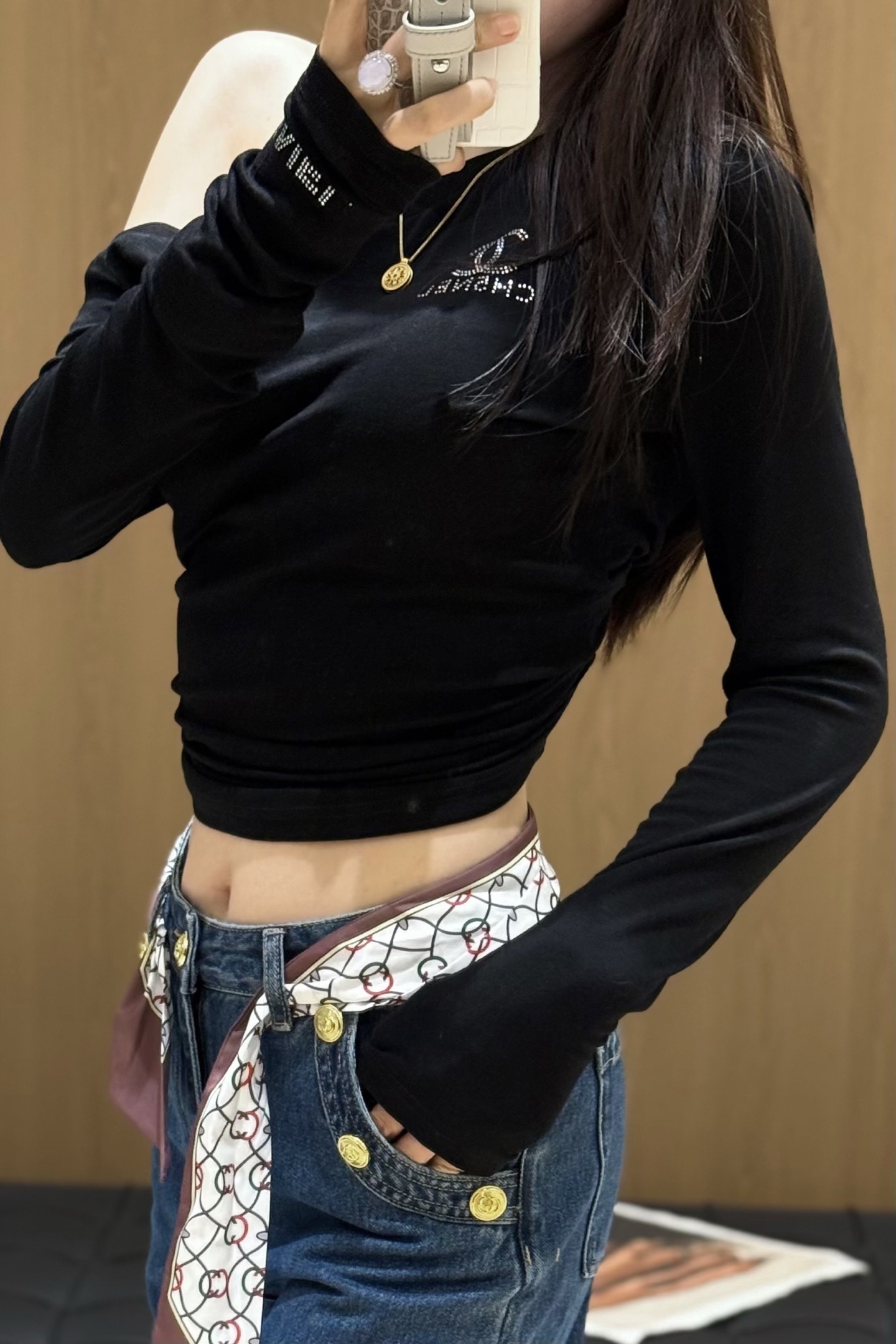 Chanel Off-Shoulder Wool Top, Comfortable & Stylish, Perfect For Daily Wear 5 i1754563835874 7348 0 4