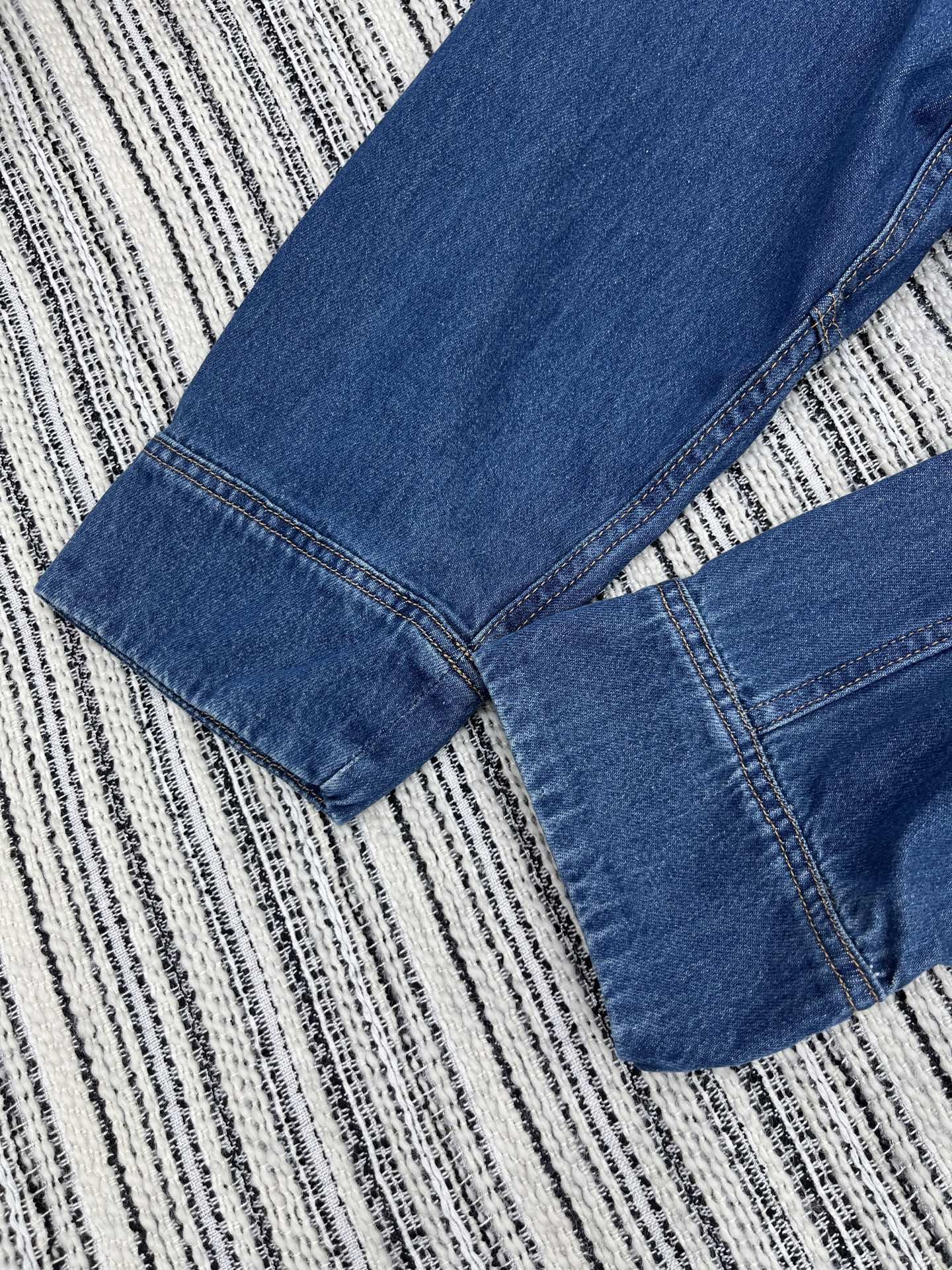 Chanel Vintage Denim Jacket - Classic Style, Premium Quality, Blue 6 i1754892178120 2907 0 4