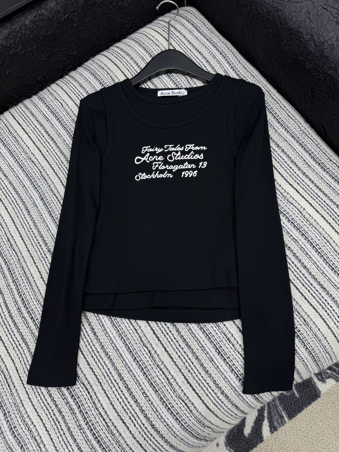 “2025 ACNE STUDIO Female Suit: Elegant Design for Fashionable Women, Perfect Fit, Black Almond, S M L” - 图片 1