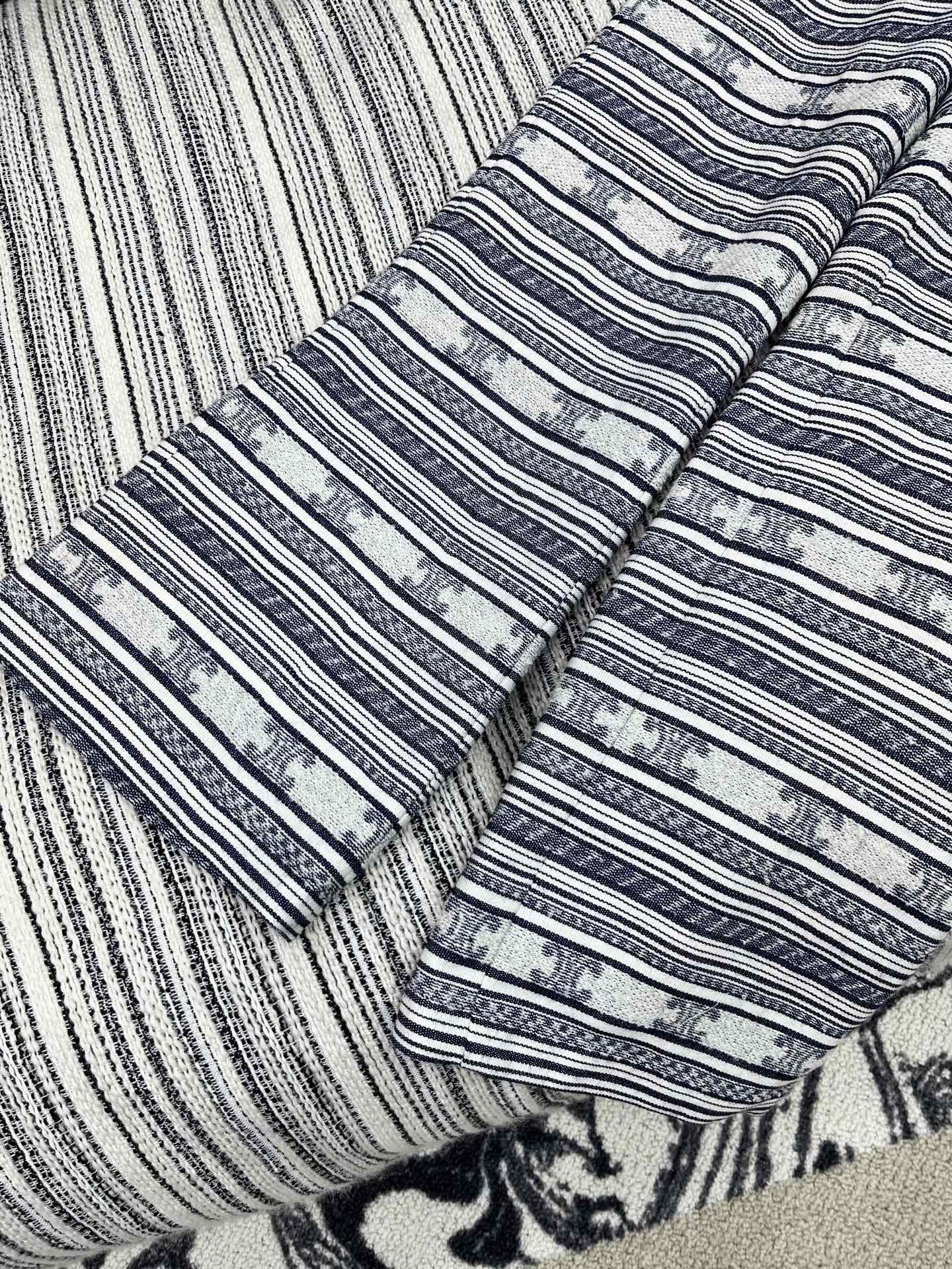 Title: “P840 High-End Clothing Collection 2025 – Striped Vests and Pants, One-Size Dress” Summary: New exclusive P840 collection featuring striped vests, one-size - 图片 4