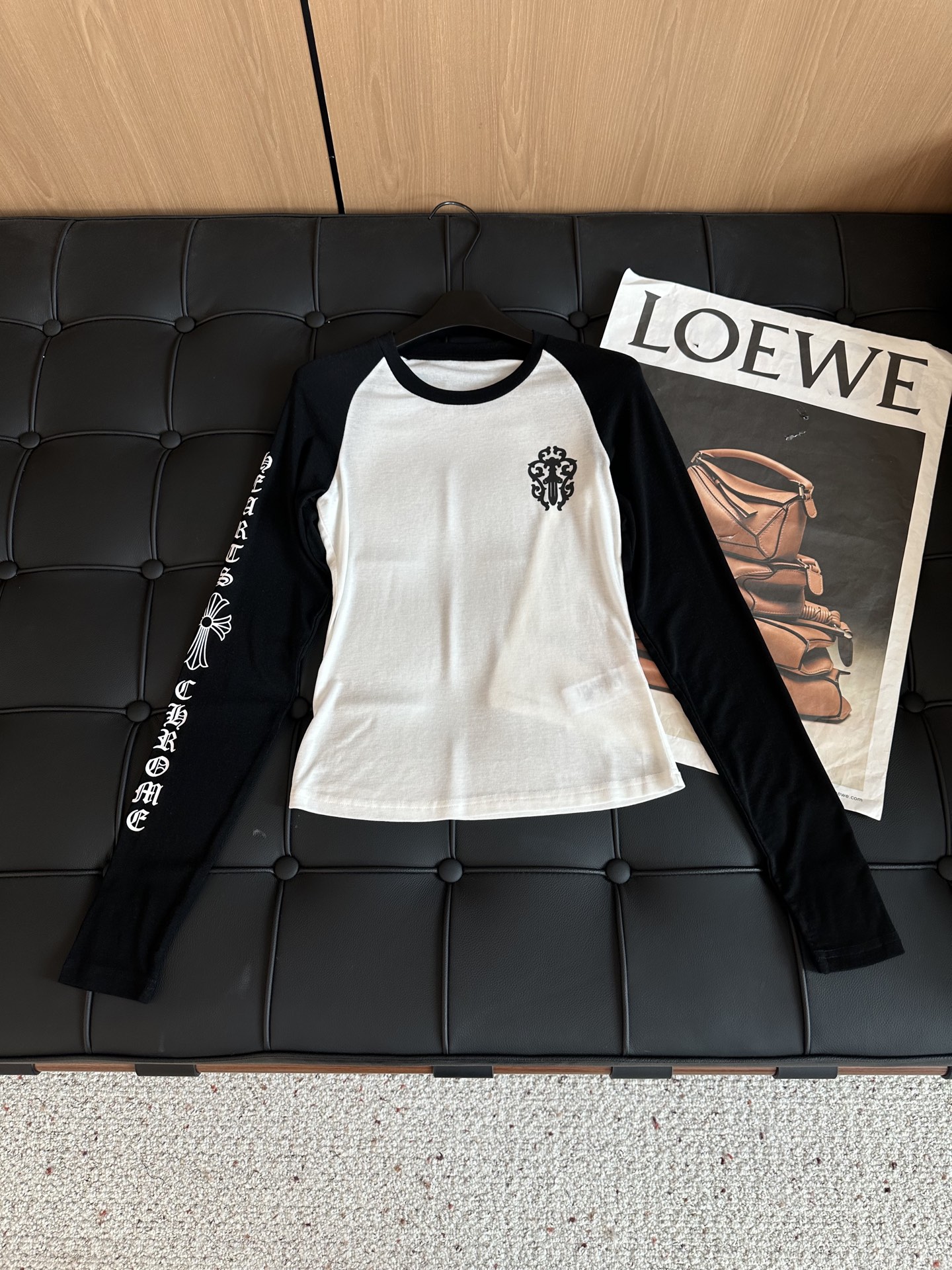 “2025 Designer Twilight Shirt: Single-Rate Female Suit in Black Gray, Sizes S M L – Review” - 图片 6