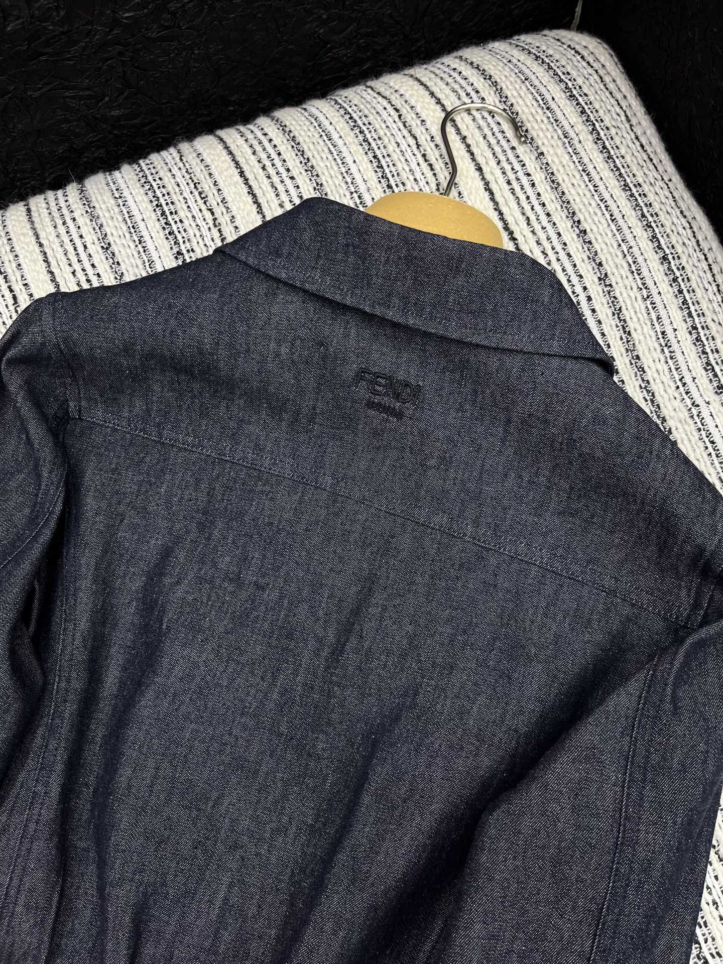 2025 New Series Embroidered Cowboy Thin Jacket in Deep Blue – Single-Size Female Suit - 图片 7