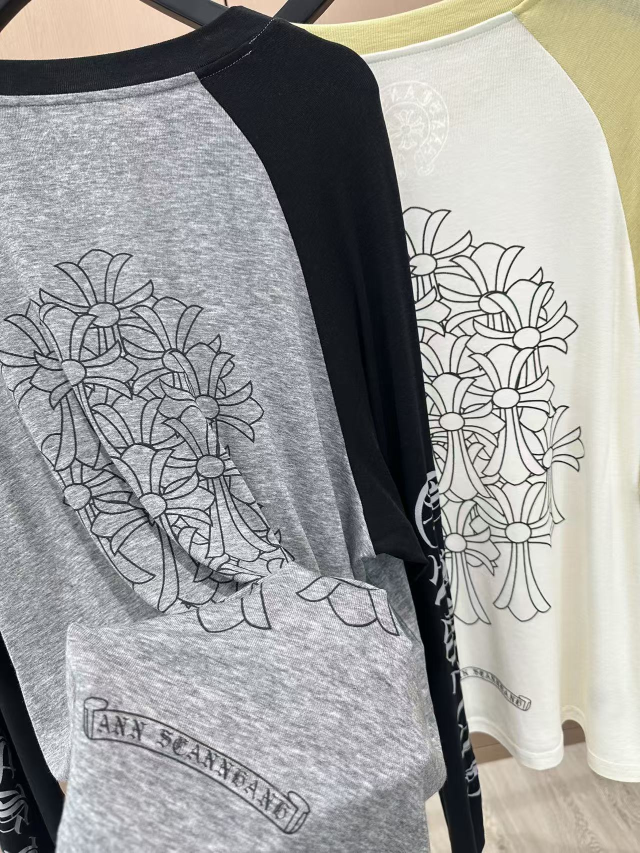 🛒𝐍𝐄𝐖 · 𝟐𝟎𝟐5/爆款现货

原单品质 克罗星｜2025新款撞色天丝长袖
云感舒适的高弹力系列！宽