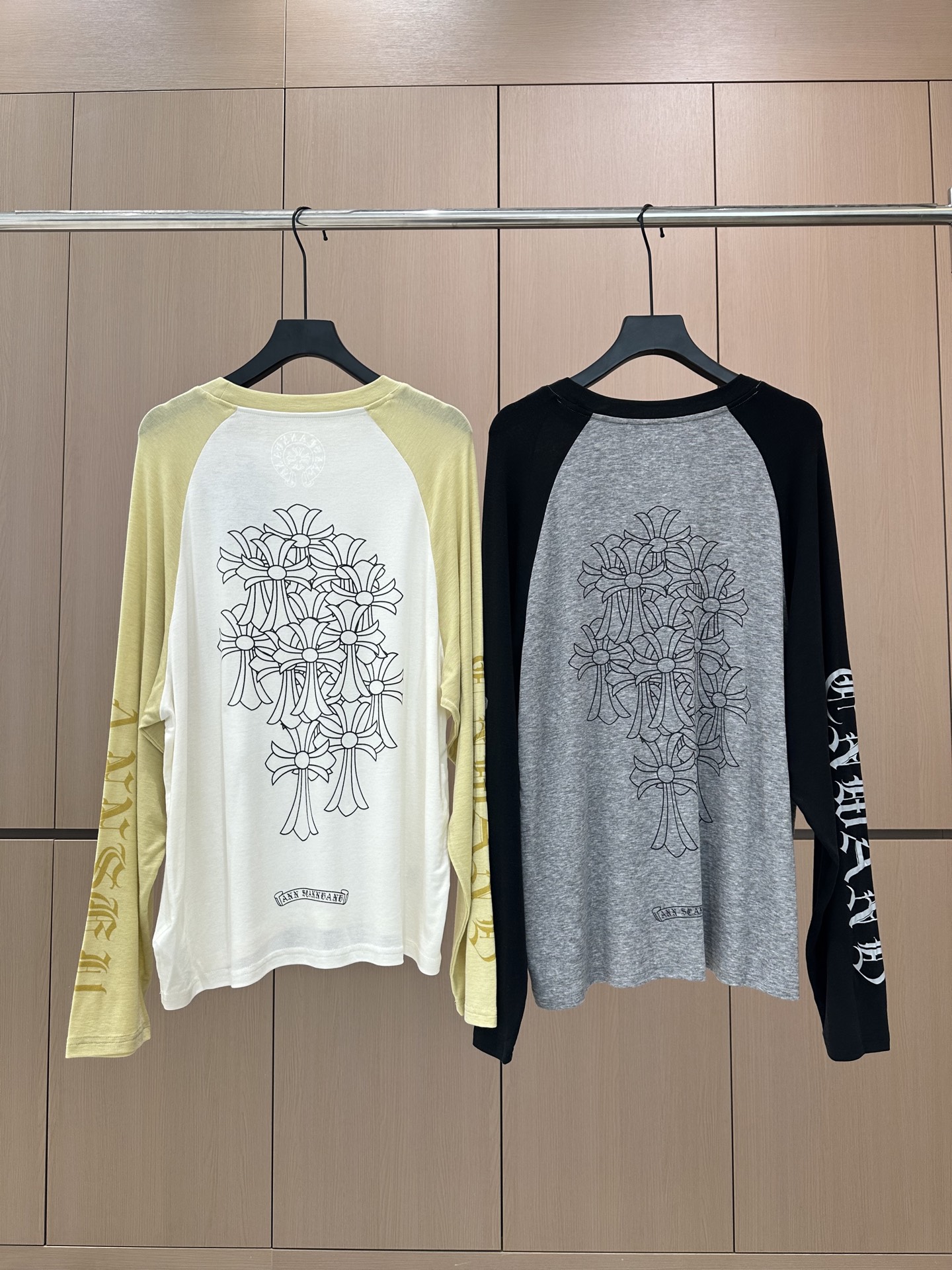 🛒𝐍𝐄𝐖 · 𝟐𝟎𝟐5/爆款现货

原单品质 克罗星｜2025新款撞色天丝长袖
云感舒适的高弹力系列！宽