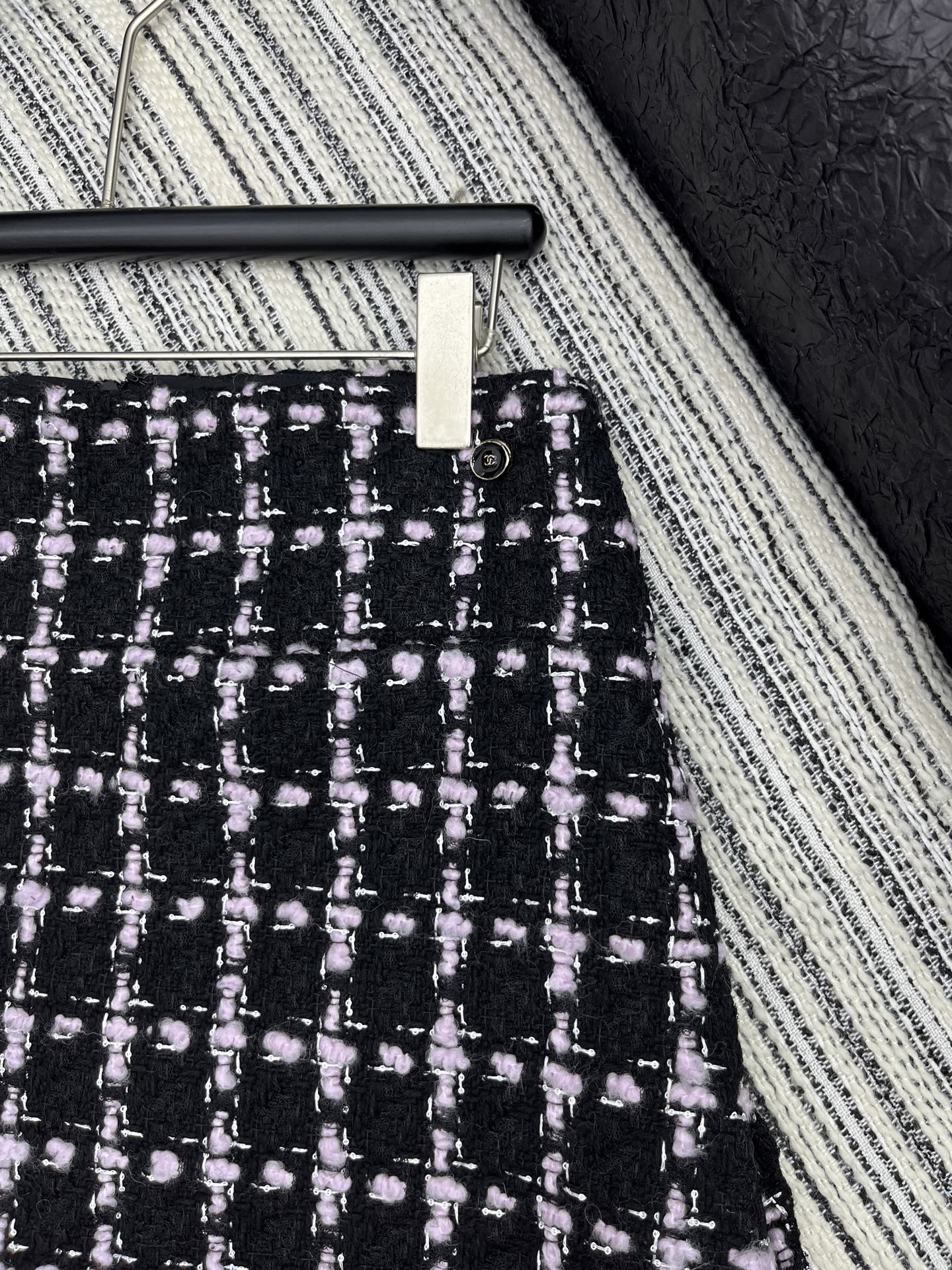 🛒𝐍𝐄𝐖 · 𝟐𝟎𝟐5/爆款原单品质 Chane* ｜2025新品手工坊系列粗花呢半裙 系列款定制YB进