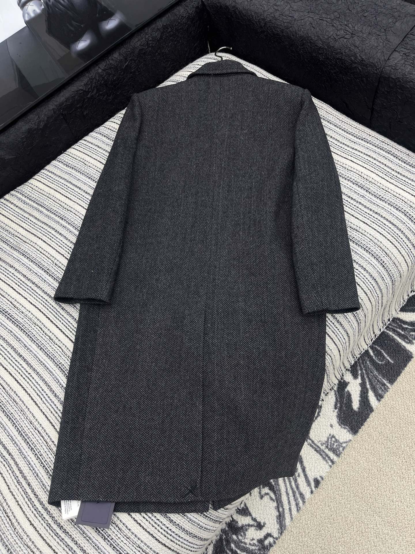 🛒𝐍𝐄𝐖 · 𝟐𝟎𝟐5/爆款现货原单品质 Prad*｜2025秋冬新品羊毛🦙长款大衣外套超级重磅！大衣中