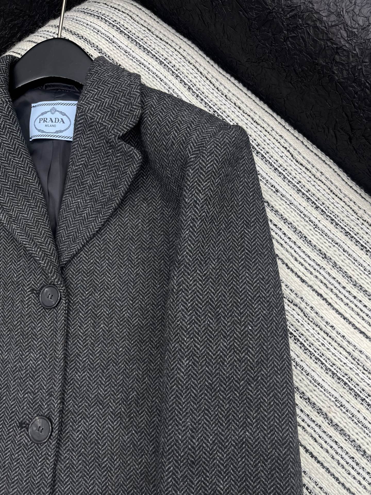 🛒𝐍𝐄𝐖 · 𝟐𝟎𝟐5/爆款现货原单品质 Prad*｜2025秋冬新品羊毛🦙长款大衣外套超级重磅！大衣中