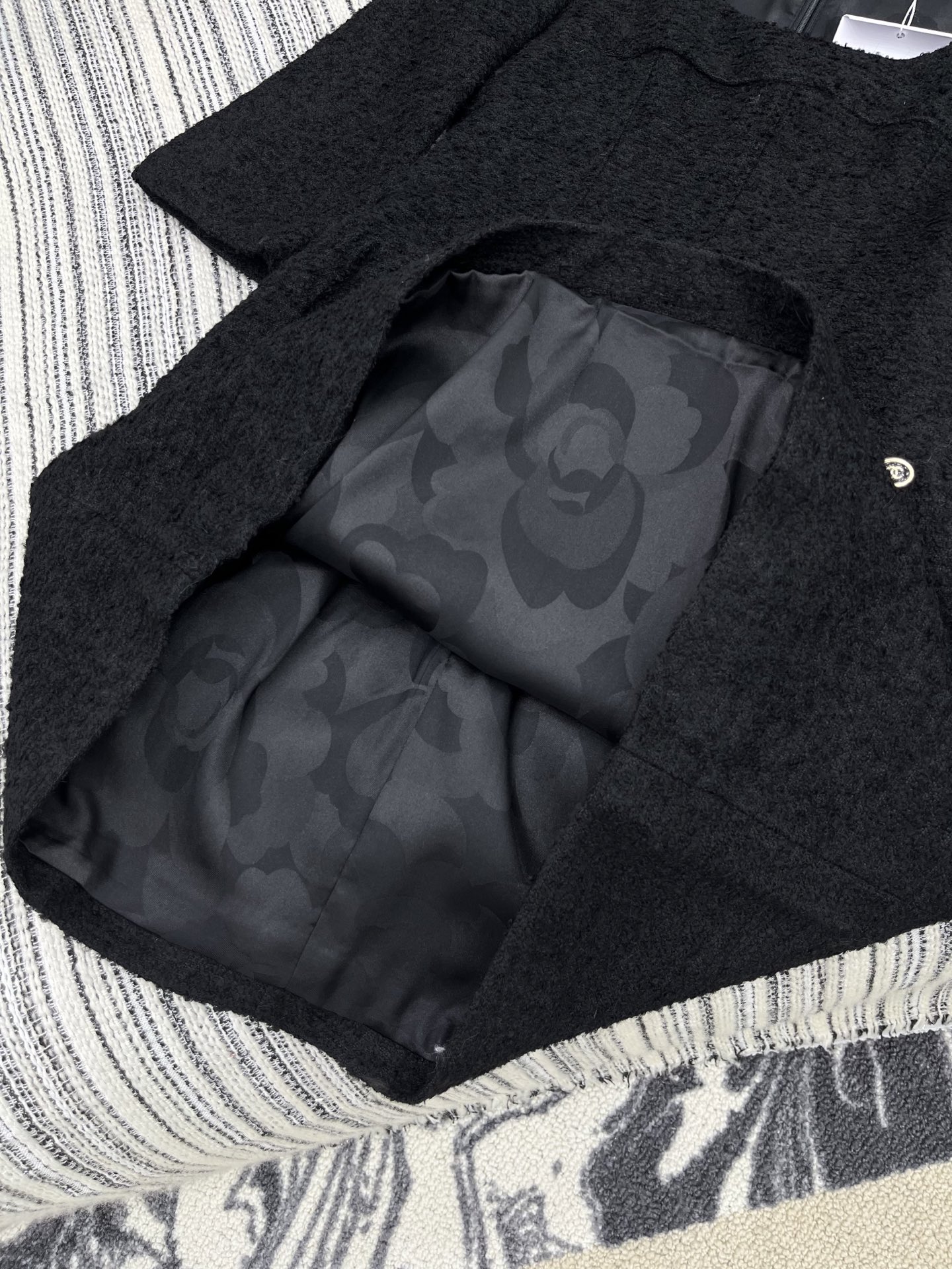 🛒𝐍𝐄𝐖 · 𝟐𝟎𝟐5/爆款现货【原版定制】Chan*｜2025新品编织粗花呢大圆领连衣裙定制YB进口材