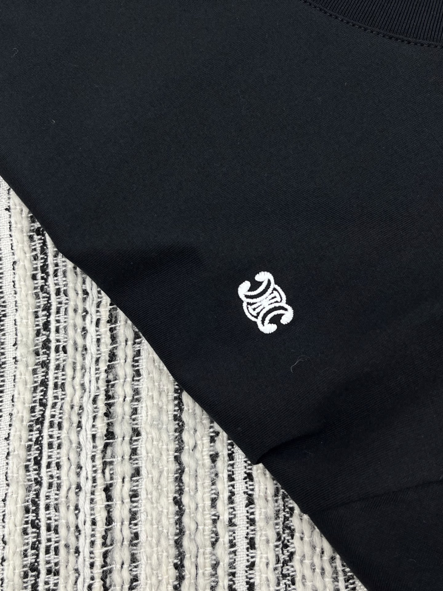 🛒𝐍𝐄𝐖 · 𝟐𝟎𝟐5/爆款现货原单品质 Celin*｜2025新款高弹力打底衫云感舒适系列！上身的触感