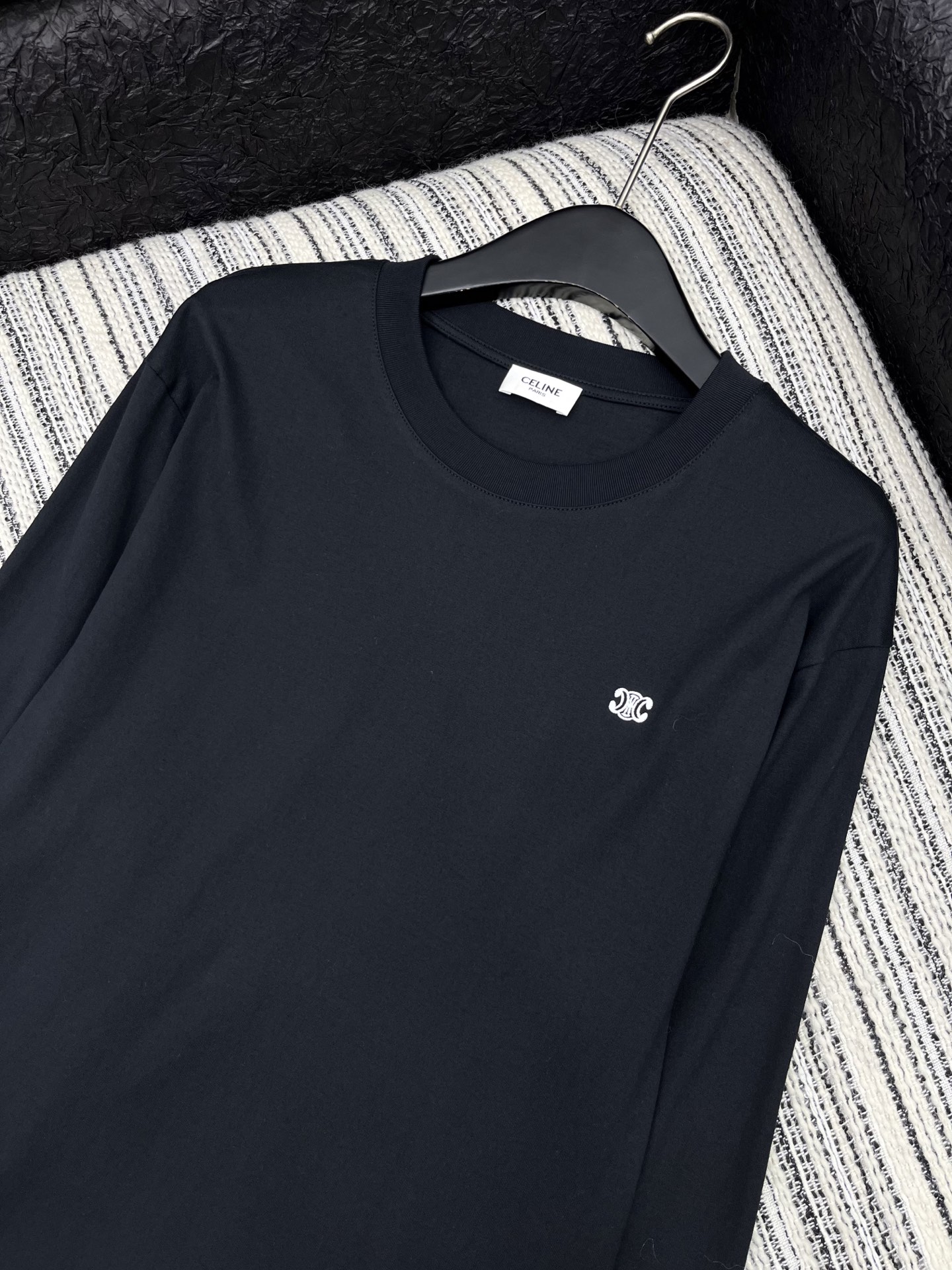 🛒𝐍𝐄𝐖 · 𝟐𝟎𝟐5/爆款现货原单品质 Celin*｜2025新款高弹力打底衫云感舒适系列！上身的触感