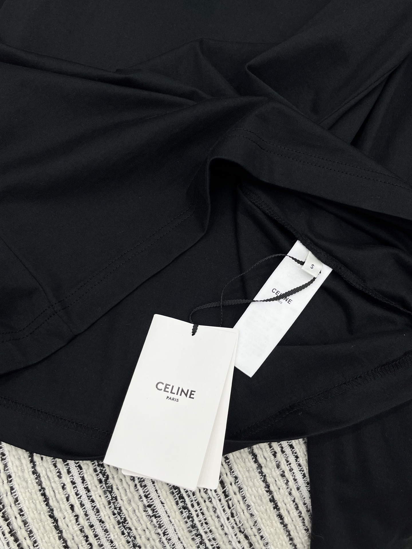 🛒𝐍𝐄𝐖 · 𝟐𝟎𝟐5/爆款现货原单品质 Celin*｜2025新款高弹力打底衫云感舒适系列！上身的触感