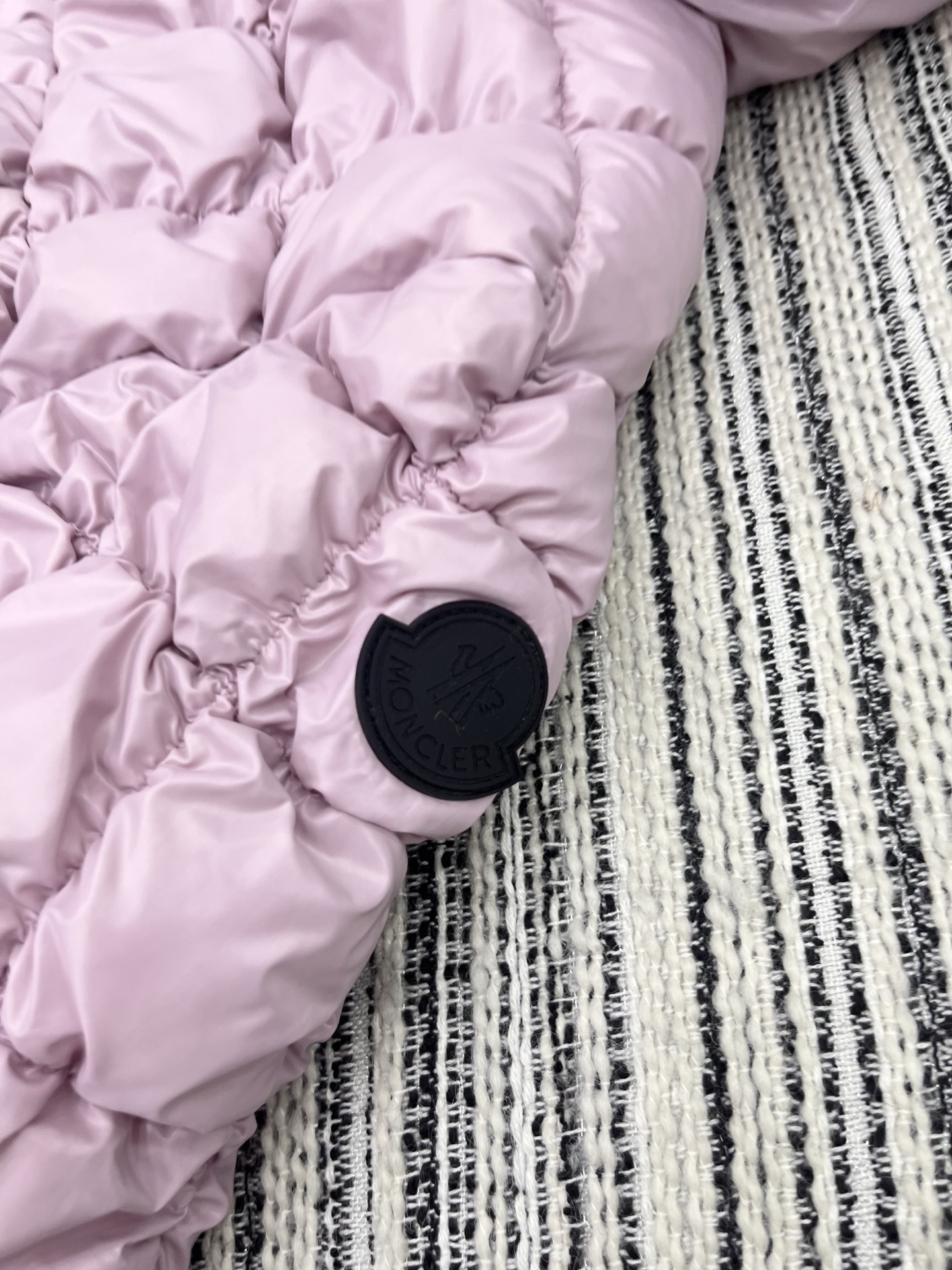 🛒𝐍𝐄𝐖 · 𝟐𝟎𝟐5/爆款现货原单品质 Mon*|25秋冬新品【配腰带】代购爆款本季最好看的一款羽绒服