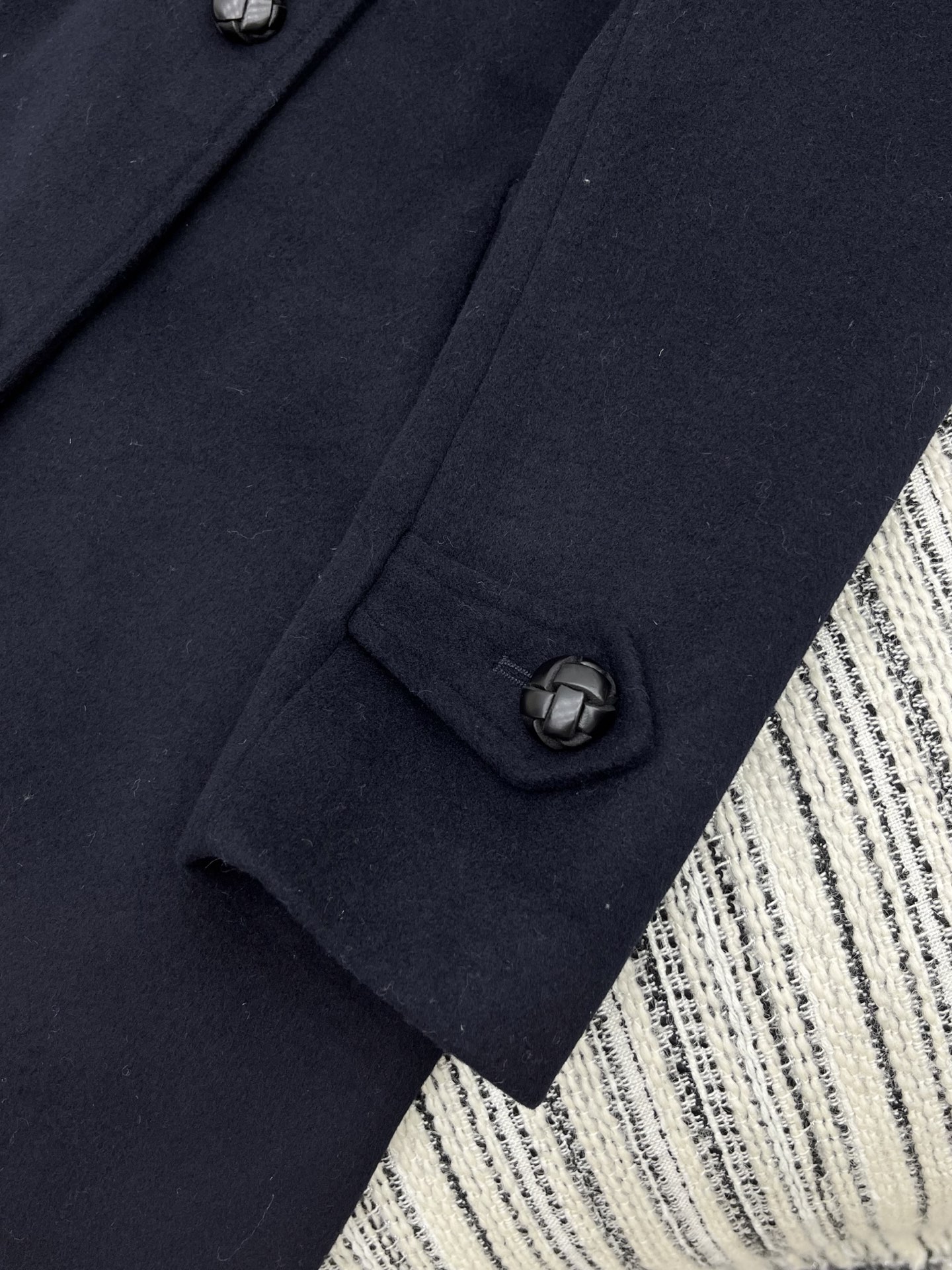 🛒𝐍𝐄𝐖 · 𝟐𝟎𝟐5/爆款现货原单品质 Prad*｜2025秋冬新品羊毛🦙长款大衣外套超级重磅！大衣中