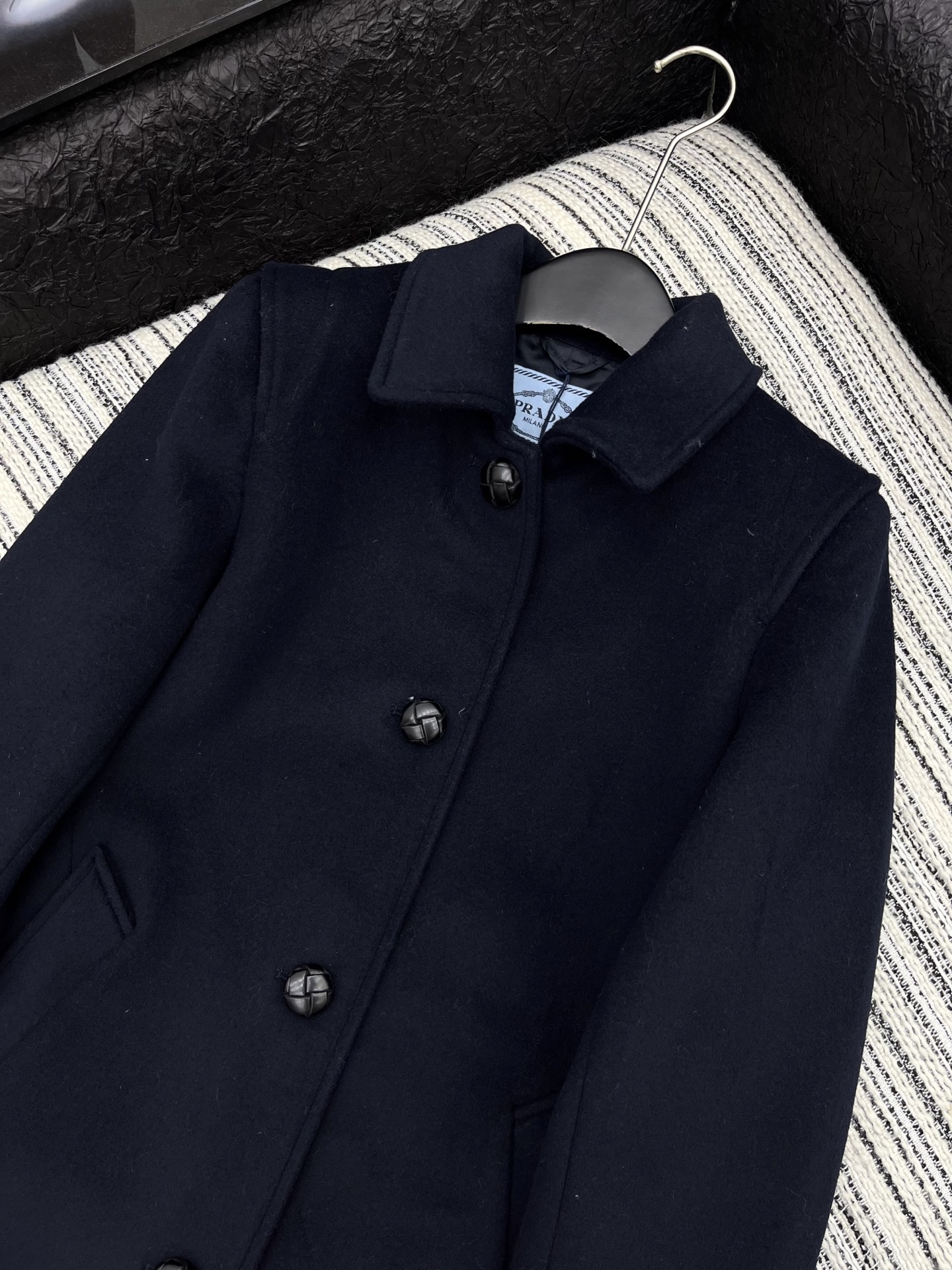 🛒𝐍𝐄𝐖 · 𝟐𝟎𝟐5/爆款现货原单品质 Prad*｜2025秋冬新品羊毛🦙长款大衣外套超级重磅！大衣中