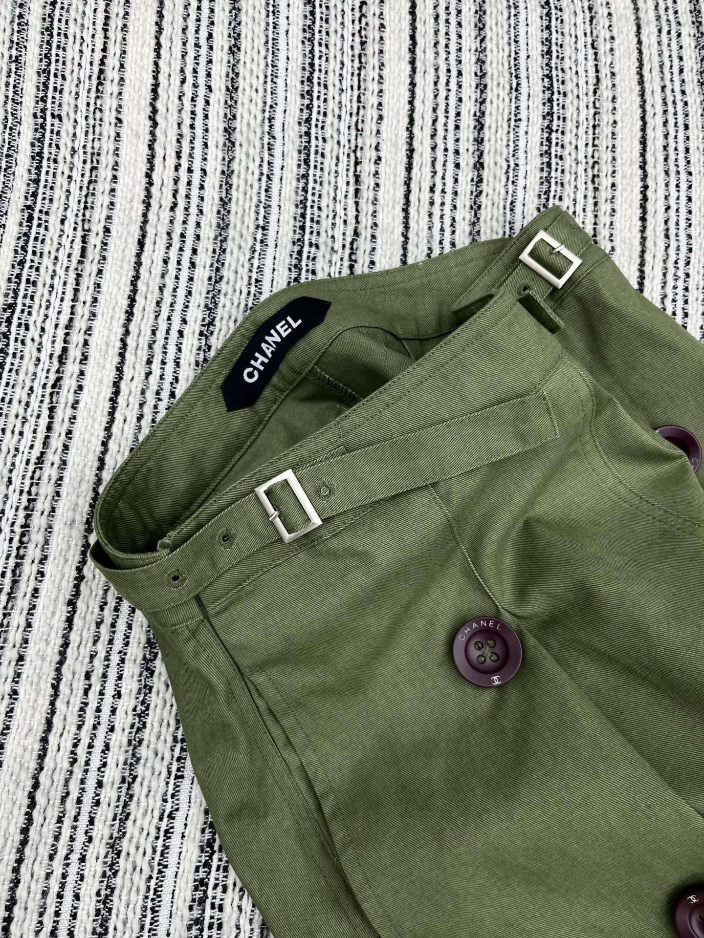 🛒𝐍𝐄𝐖 · 𝟐𝟎𝟐5/爆款现货原单品质 Chane*｜2025中古系列重工手工订珠半裙定制YB材质 舒