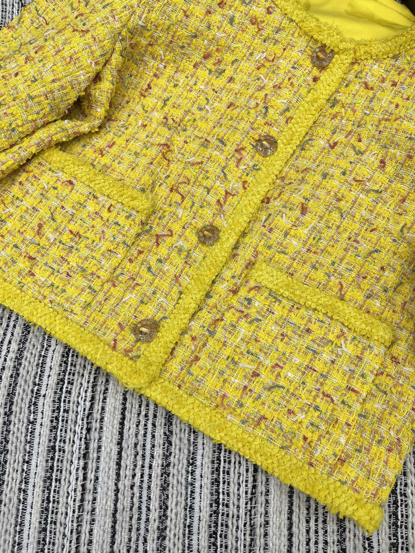 🛒𝐍𝐄𝐖 · 𝟐𝟎𝟐5/爆款现货【原版定制】Chane*｜2025新品花边编织粗花呢圆领外套定制YB进口