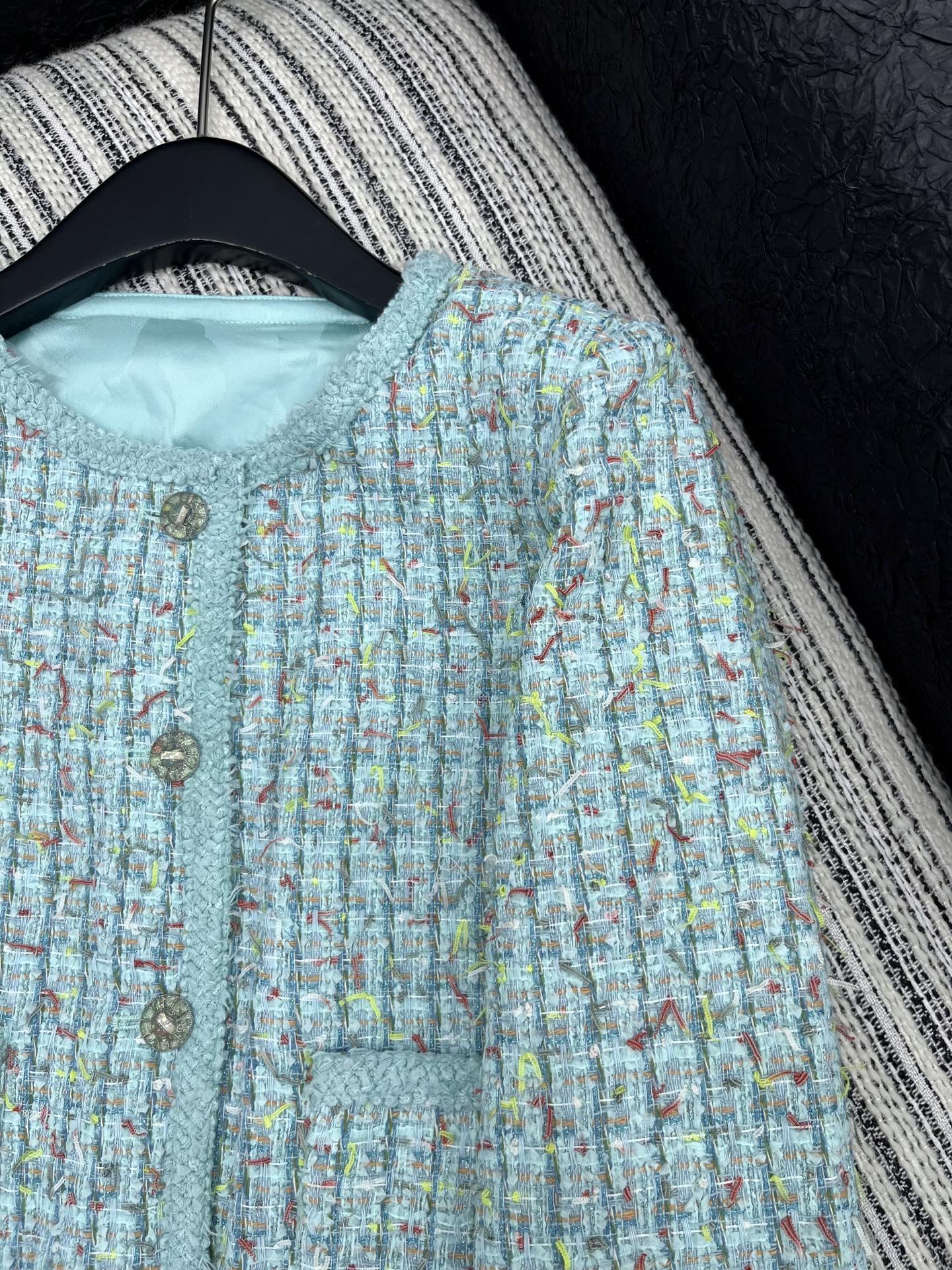 🛒𝐍𝐄𝐖 · 𝟐𝟎𝟐5/爆款现货【原版定制】Chane*｜2025新品花边编织粗花呢圆领外套定制YB进口