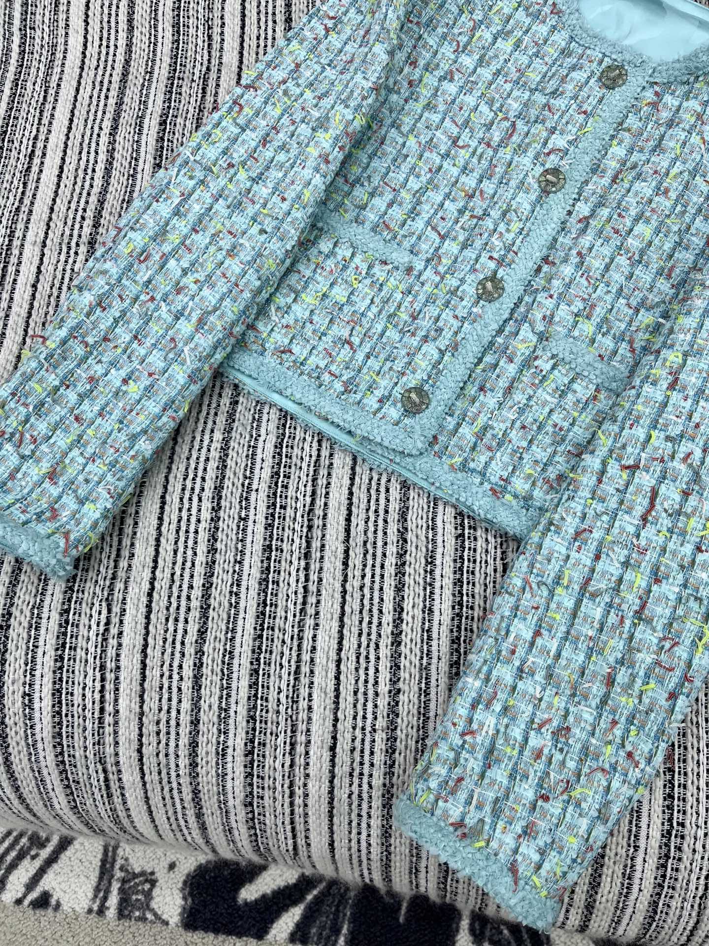 🛒𝐍𝐄𝐖 · 𝟐𝟎𝟐5/爆款现货【原版定制】Chane*｜2025新品花边编织粗花呢圆领外套定制YB进口