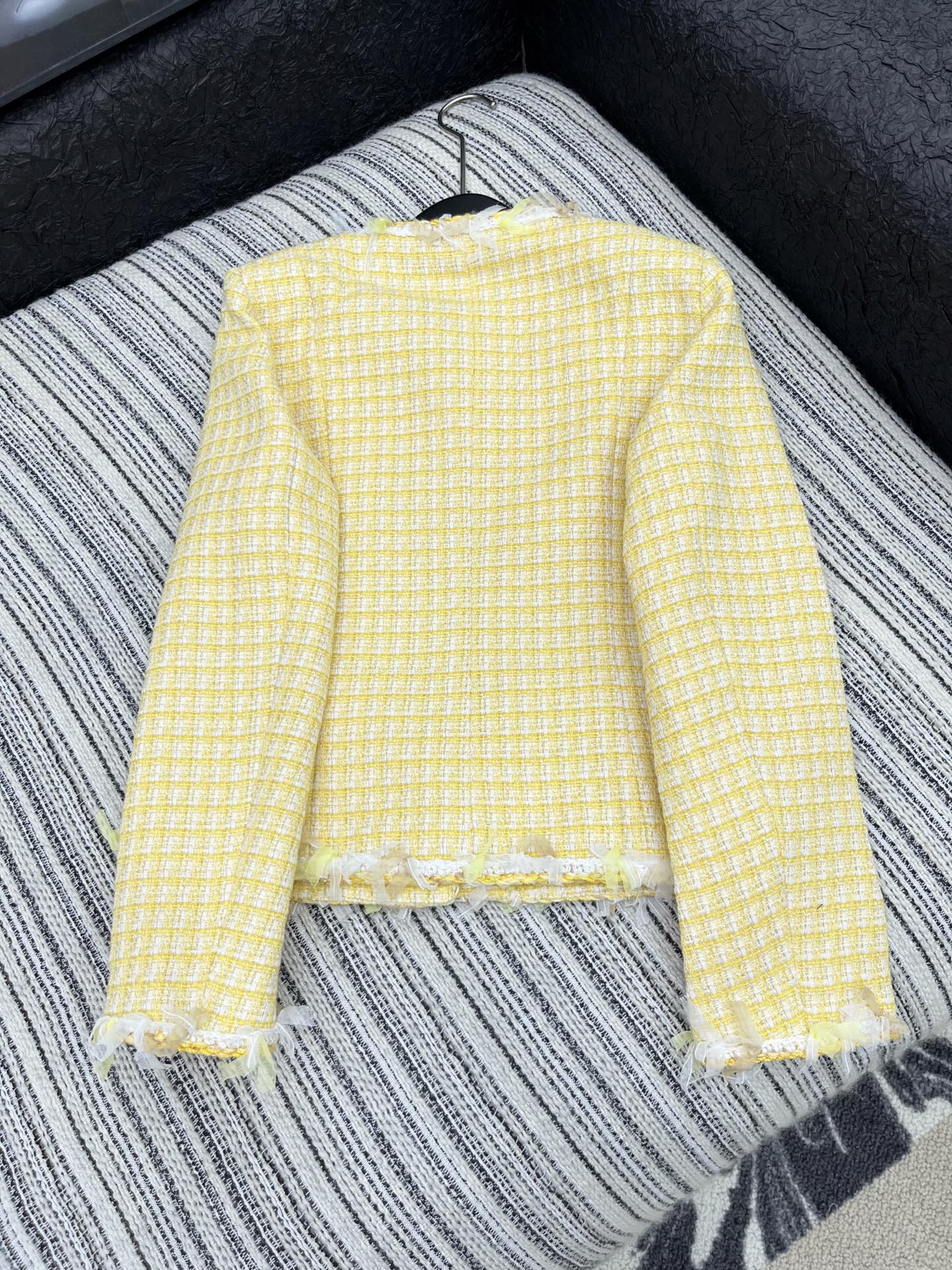 🛒𝐍𝐄𝐖 · 𝟐𝟎𝟐5/爆款现货【原版定制】Chane*｜2025新品花边编织粗花呢圆领外套定制YB进口