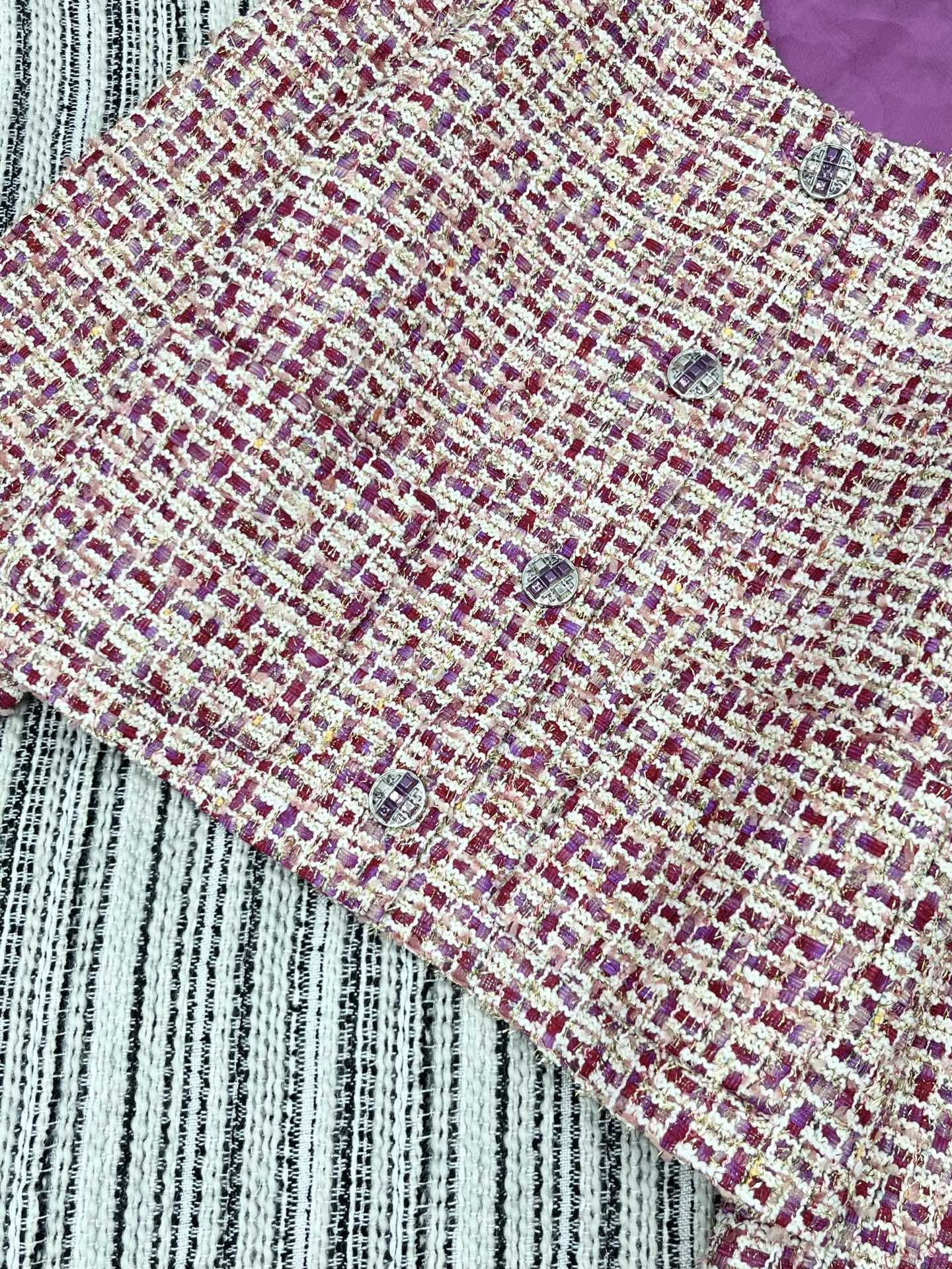 🛒𝐍𝐄𝐖 · 𝟐𝟎𝟐5/爆款现货【原版定制】Chane*｜2025新品亮丝粗花呢圆领外套定制YB进口材质