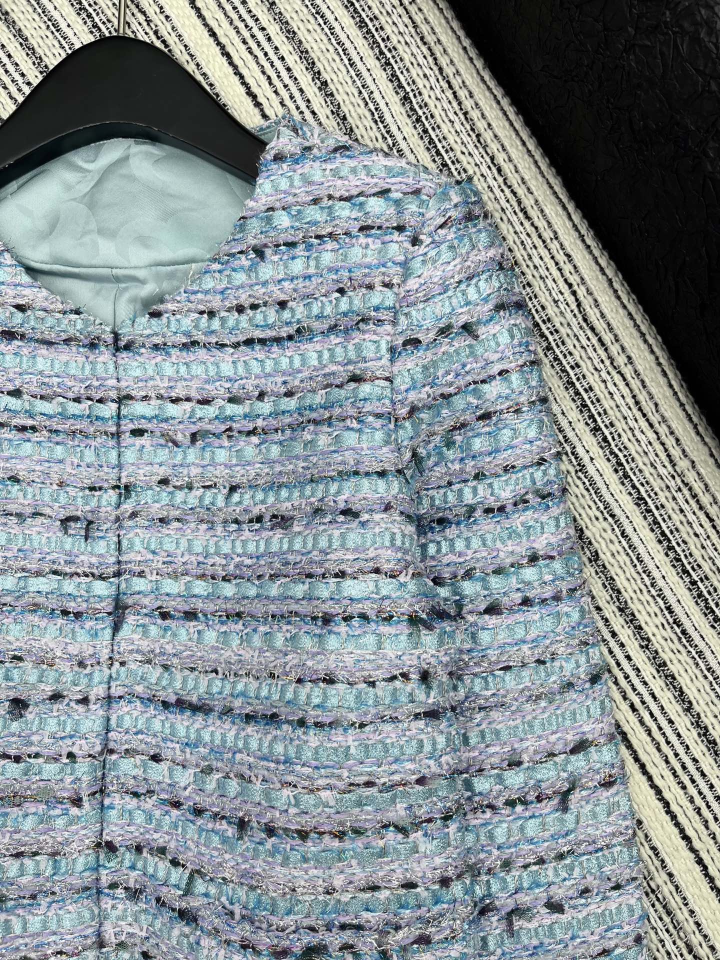 🛒𝐍𝐄𝐖 · 𝟐𝟎𝟐5/爆款现货【原版定制】Chane*｜2025新品粗花呢圆领外套定制YB进口材质 肌