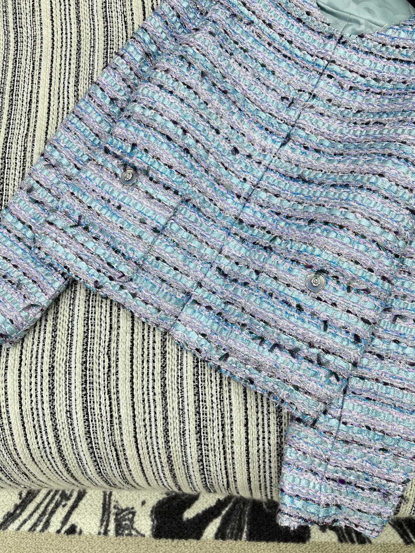 🛒𝐍𝐄𝐖 · 𝟐𝟎𝟐5/爆款现货【原版定制】Chane*｜2025新品粗花呢圆领外套定制YB进口材质 肌