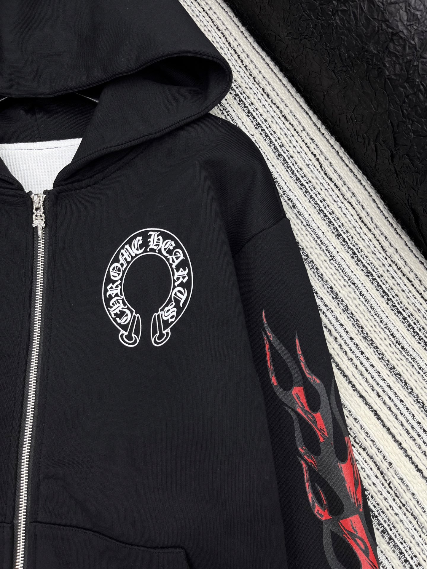 🛒𝐍𝐄𝐖 · 𝟐𝟎𝟐5/爆款现货【原版定制】克罗星｜25早秋新款拉链撞色印花外套经典的色系拼接，视觉盛宴